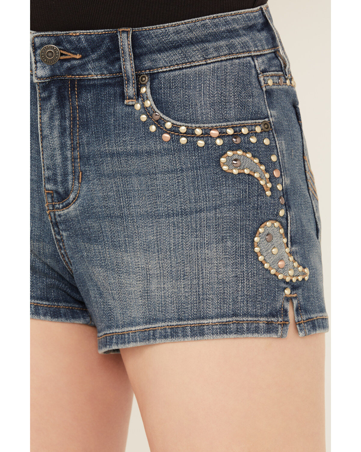 Image #2 - Idyllwind Women's Onslow Medium Wash Mid Rise Rebel Embellished Stretch Shorts, , hi-res