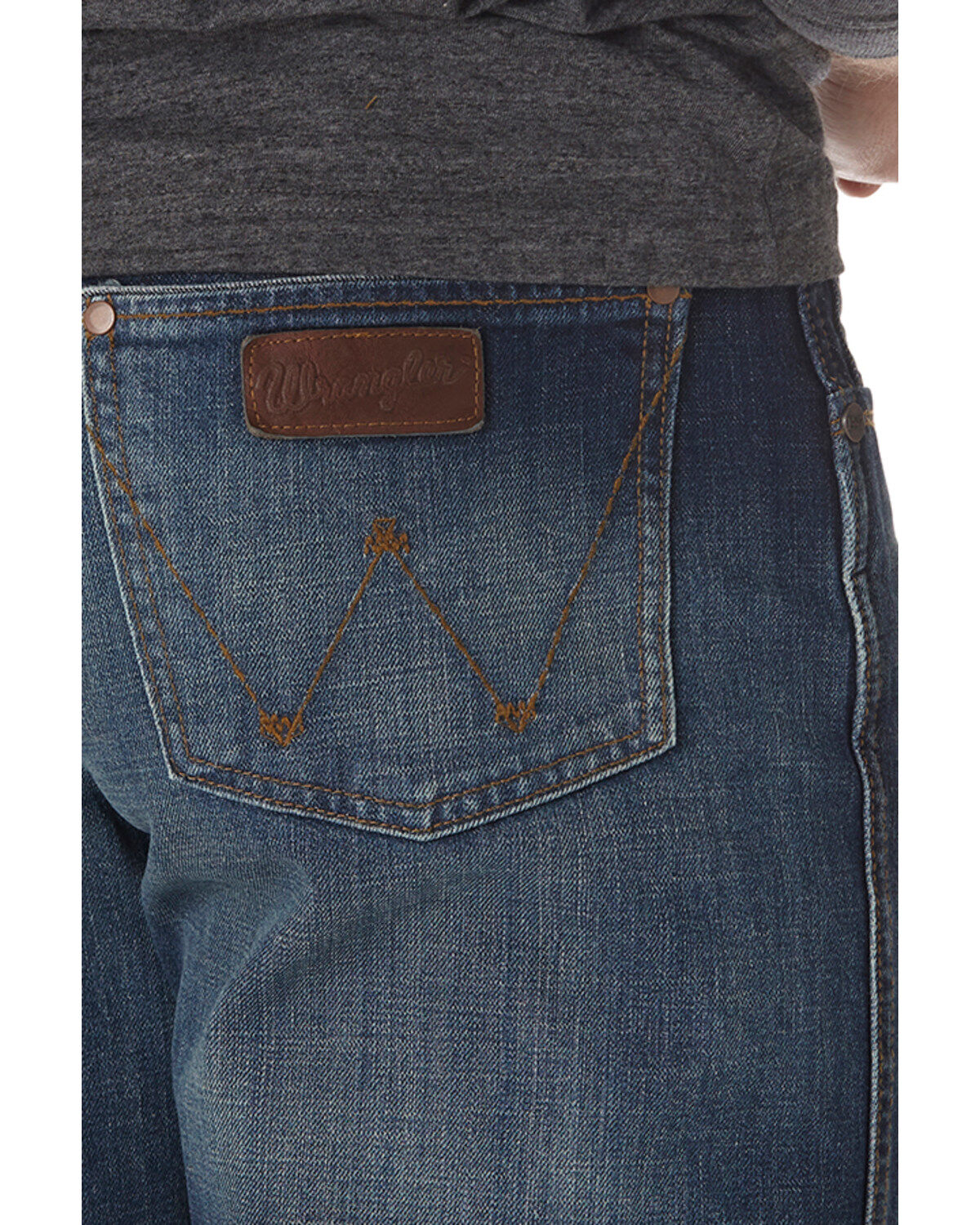 Image #8 - Wrangler Men's Retro Relaxed Fit Mid Rise Boot Cut Jeans, Indigo, hi-res
