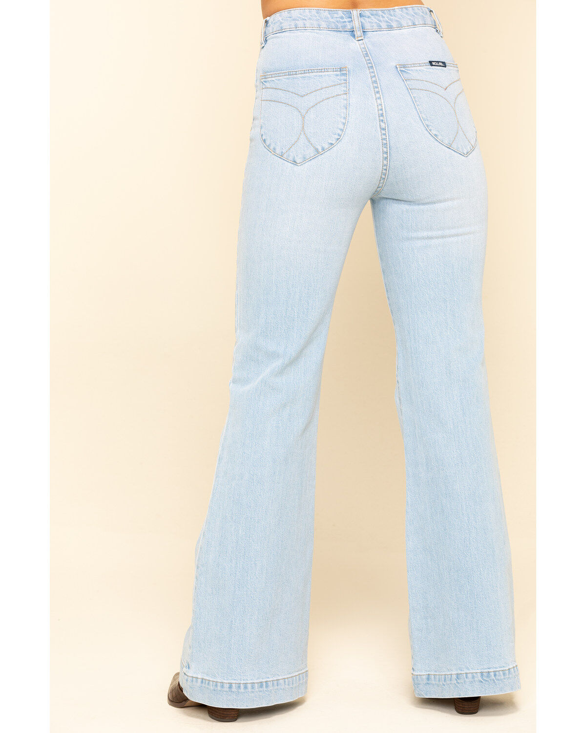 wrangler women's heritage seamed light flare jeans