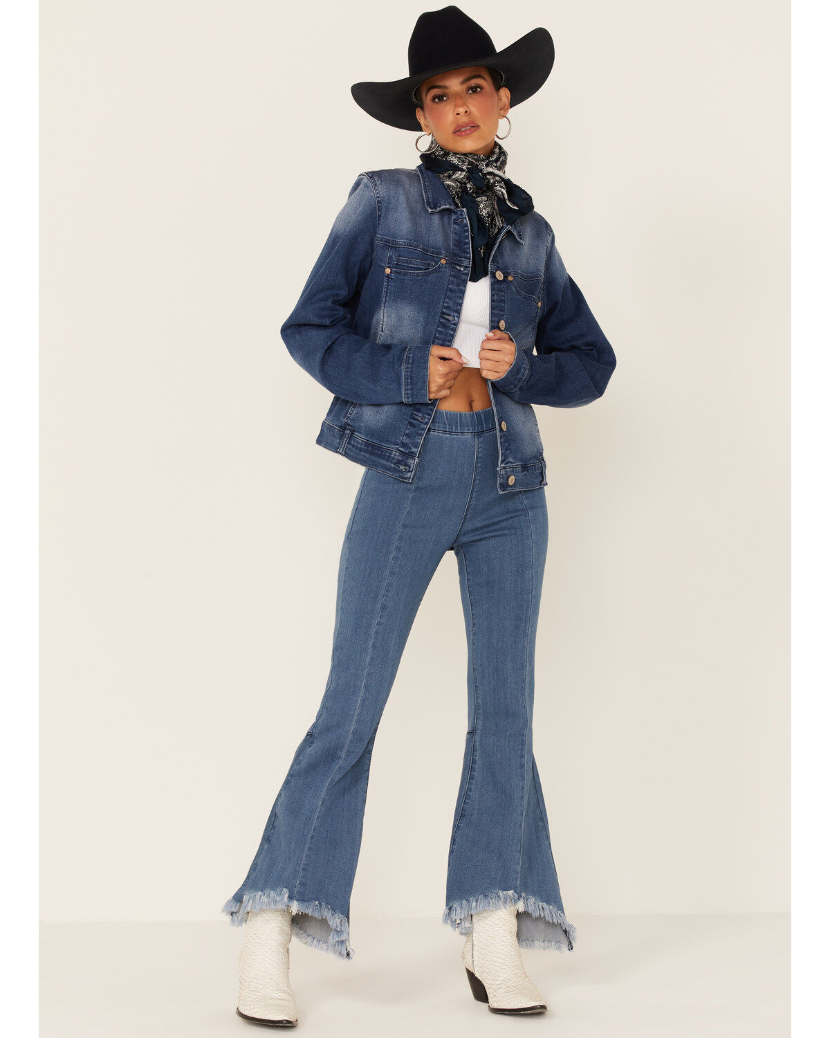 Image #2 - Shyanne Women's Henderson Medium Wash Button Down Denim Jacket, Medium Blue, hi-res