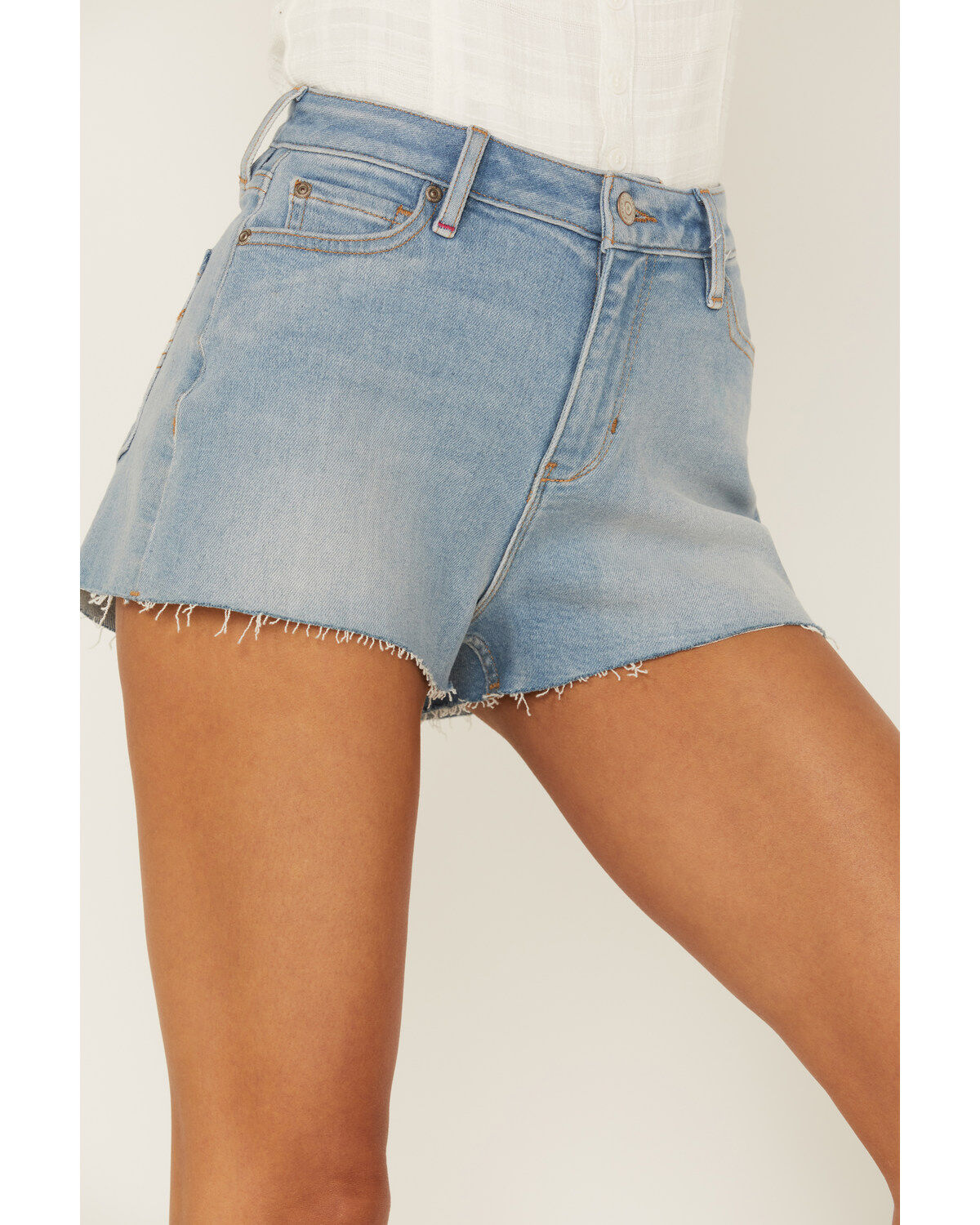 Image #2 - Idyllwind Women's High Risin' Wichita Wash Raw Edge Hem Denim Shorts, Super Light Wash, hi-res