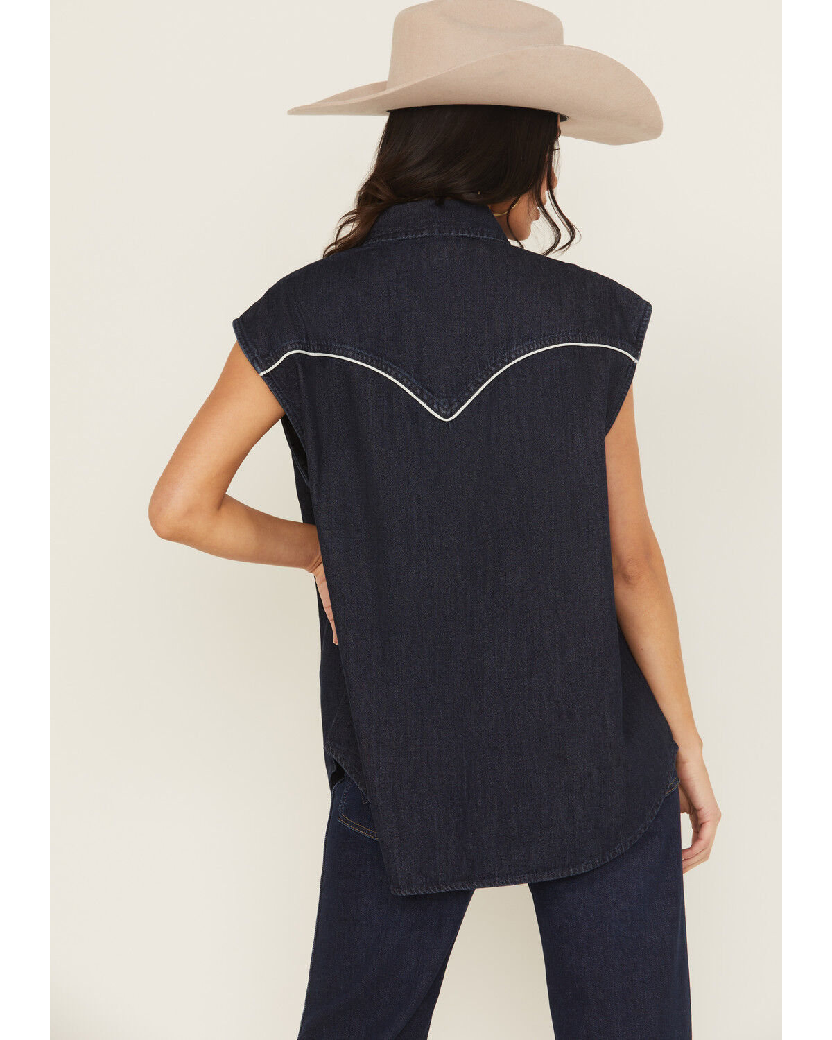 Image #4 - Wrangler Women's Modern Sleeveless Denim Western Shirt, Blue, hi-res