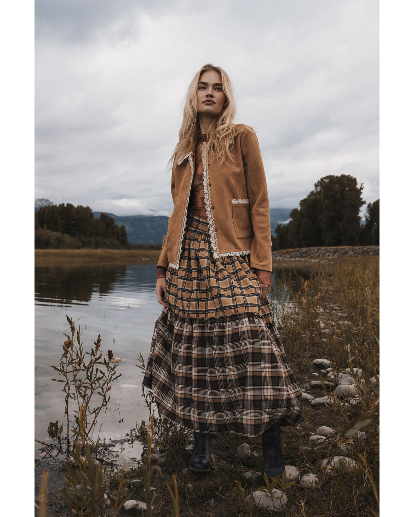 Tiered midi deals skirt