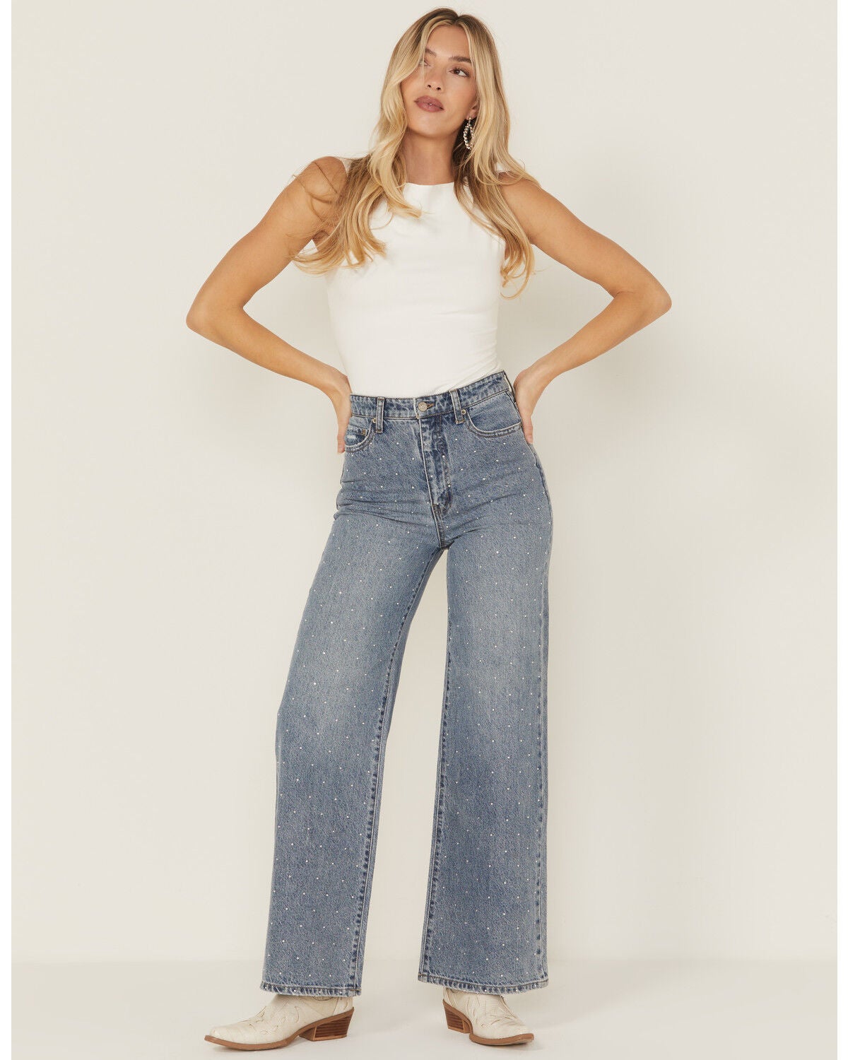Daze Women's Far Out Medium Wash High Rise Studded Wide Leg Denim Jeans, Medium Wash, hi-res