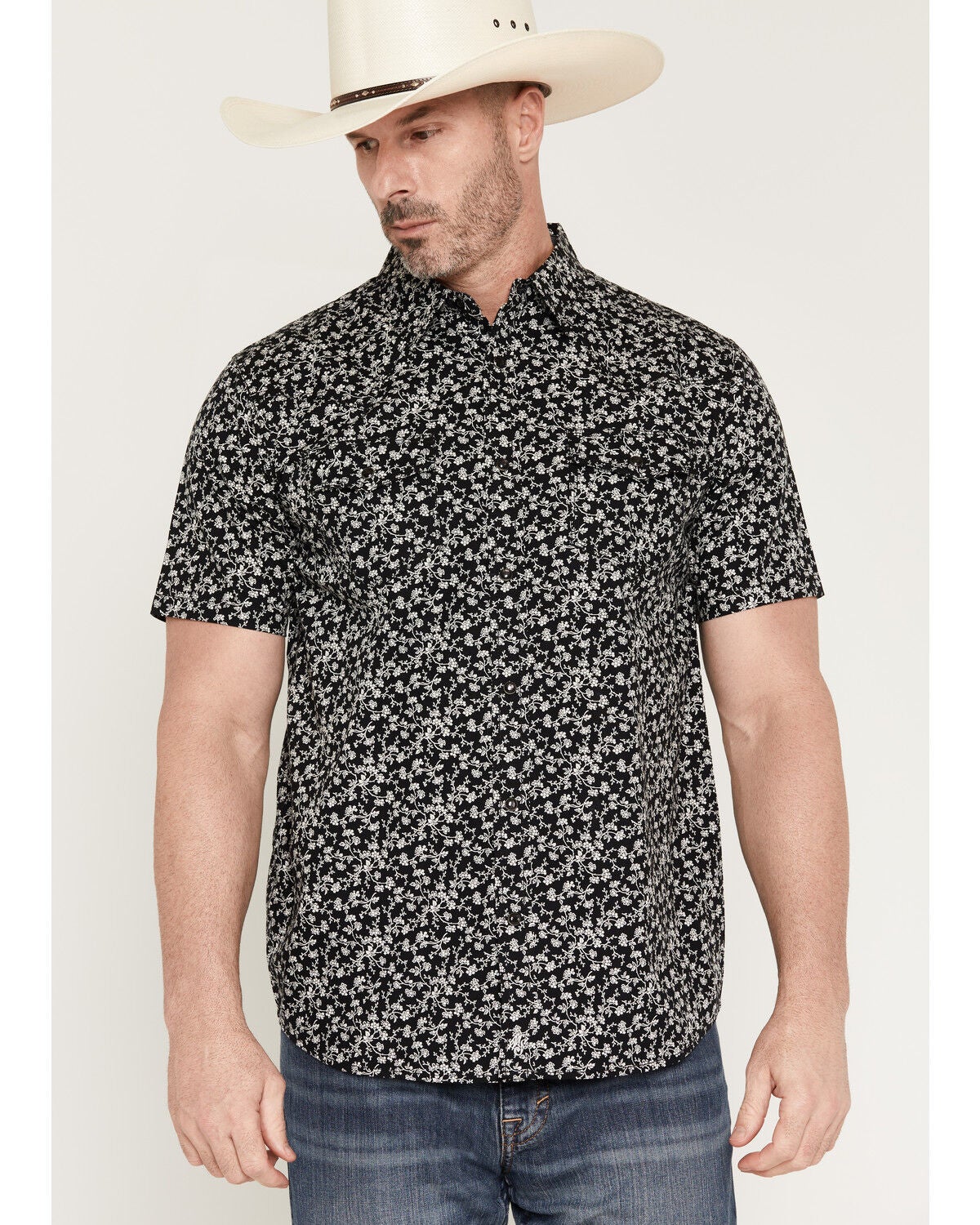 Moonshine Spirit&reg; Men's Midnight Bloom Floral Print Short Sleeve Snap Western Shirt, Black, hi-res