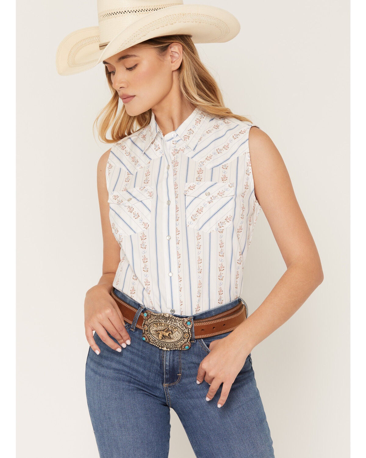 Ely Walker Women's Boot Barn Exclusive Floral Horseshoe Wallpaper Print Sleeveless Pearl Snap Western Shirt, White, hi-res