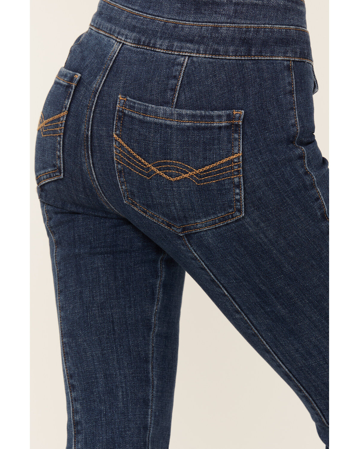 Image #4 - Idyllwind Women's La Vista Dark Wash Legend High Rise Bootcut Comfort Stretch Denim Jeans, Medium Wash, hi-res