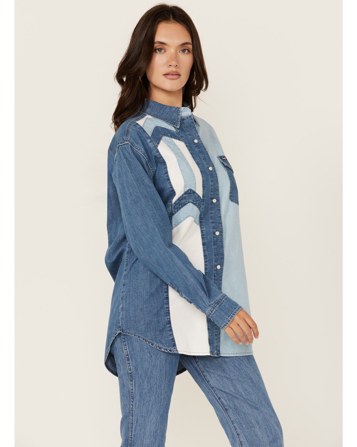 Wrangler Retro Women's Color Block Denim Long Sleeve Snap Western Shirt, Blue, hi-res