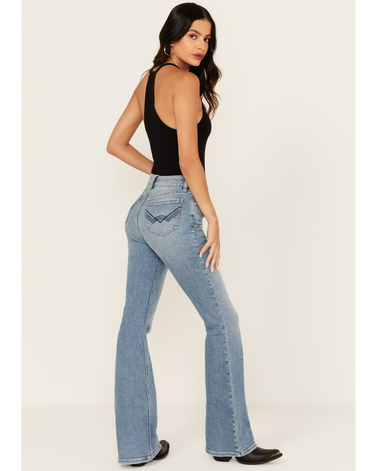 Image #3 - Idyllwind Women's Arbor Medium Wash Outlaw High Rise Flare Super Stretch Denim Jeans, Medium Wash, hi-res