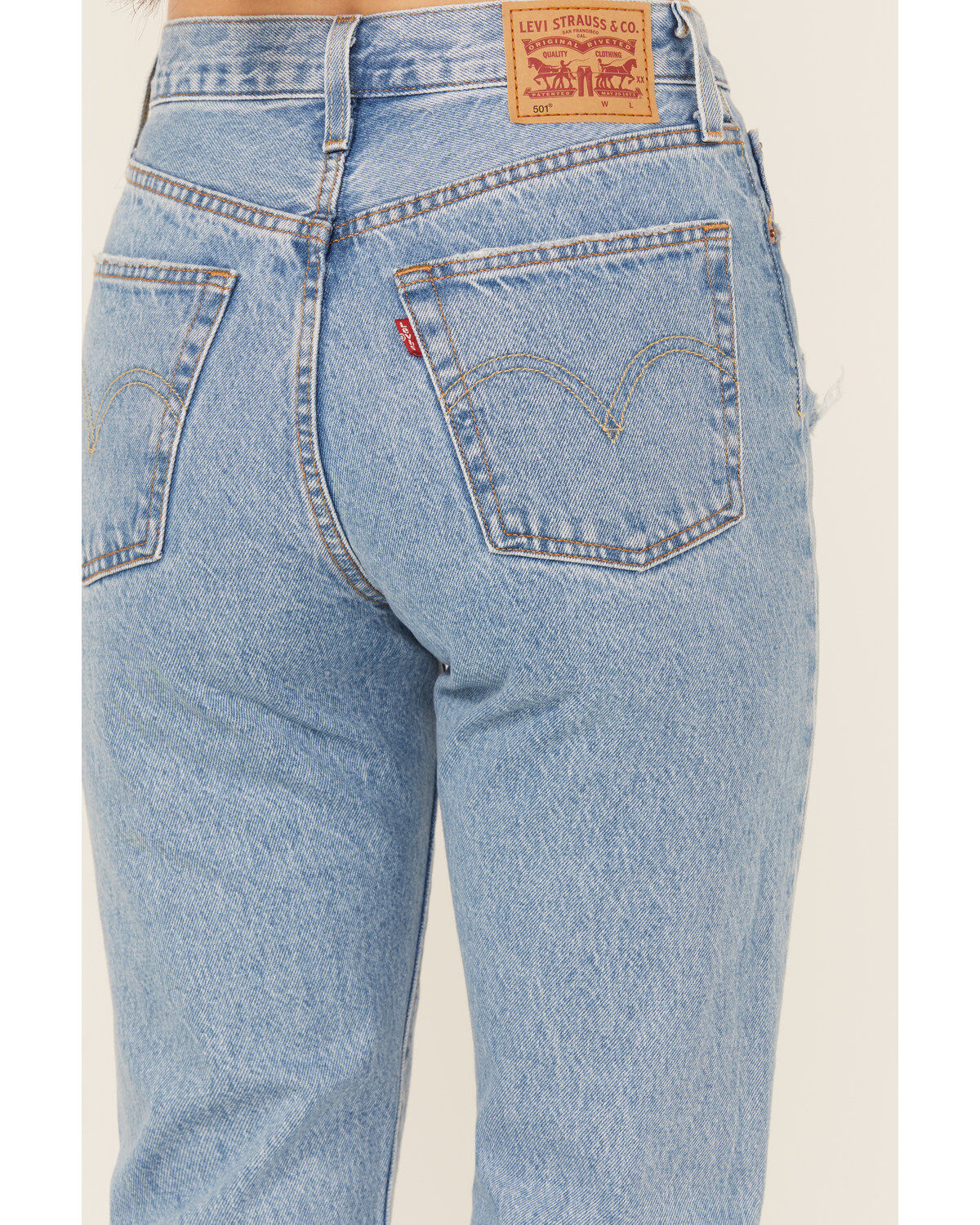 Image #4 - Levi's Women's 501® Original Lane Change Light Wash High Rise Straight Denim Jeans, Light Wash, hi-res