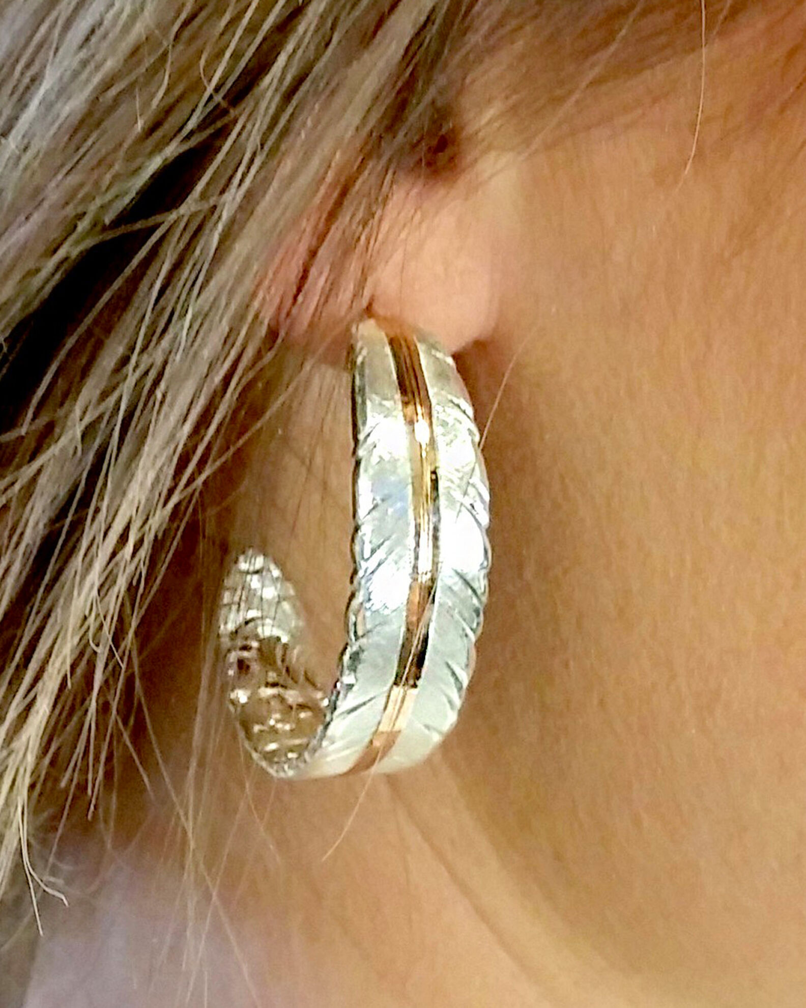 Montana silversmith hoop earrings hotsell