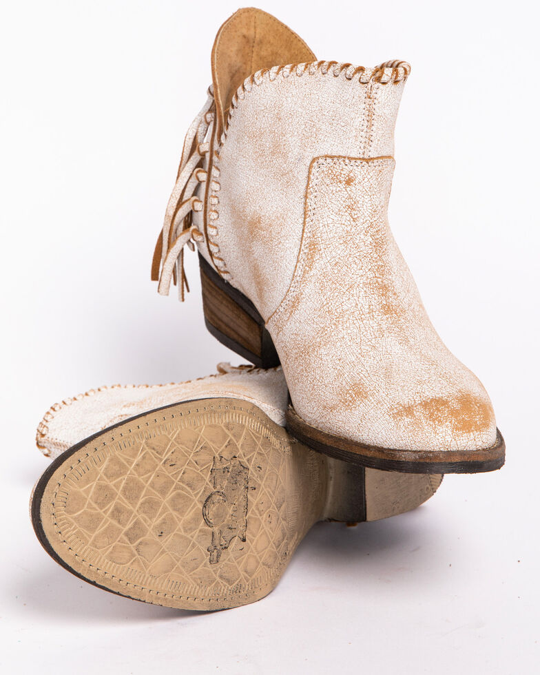 size 11 wide womens booties