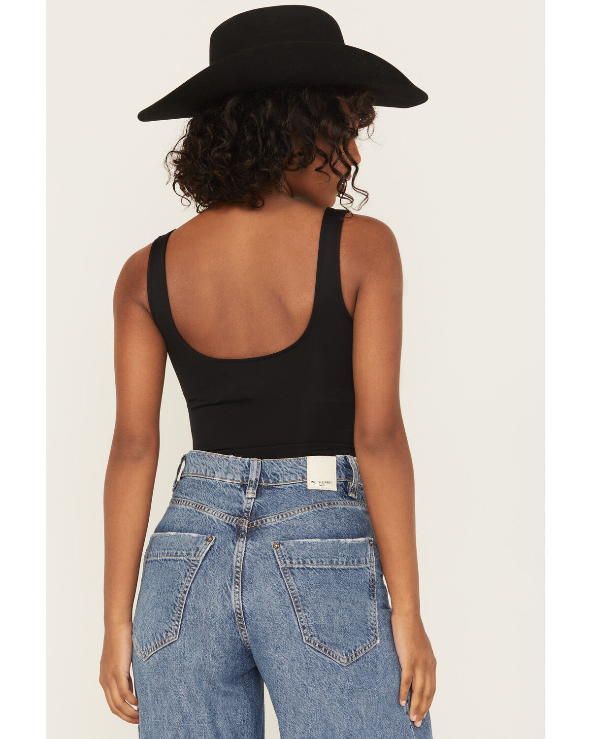 Product Name:  Good American Women's Scuba Solid Sleeveless Bodysuit