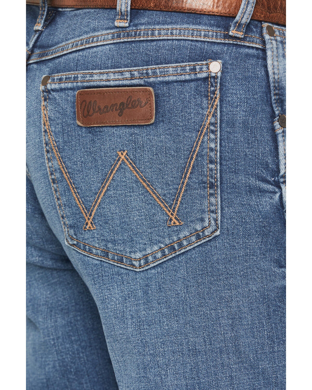 Image #4 - Wrangler Retro Men's WRT20 Evans Medium Wash Relaxed Bootcut Stretch Denim Jeans, Medium Wash, hi-res