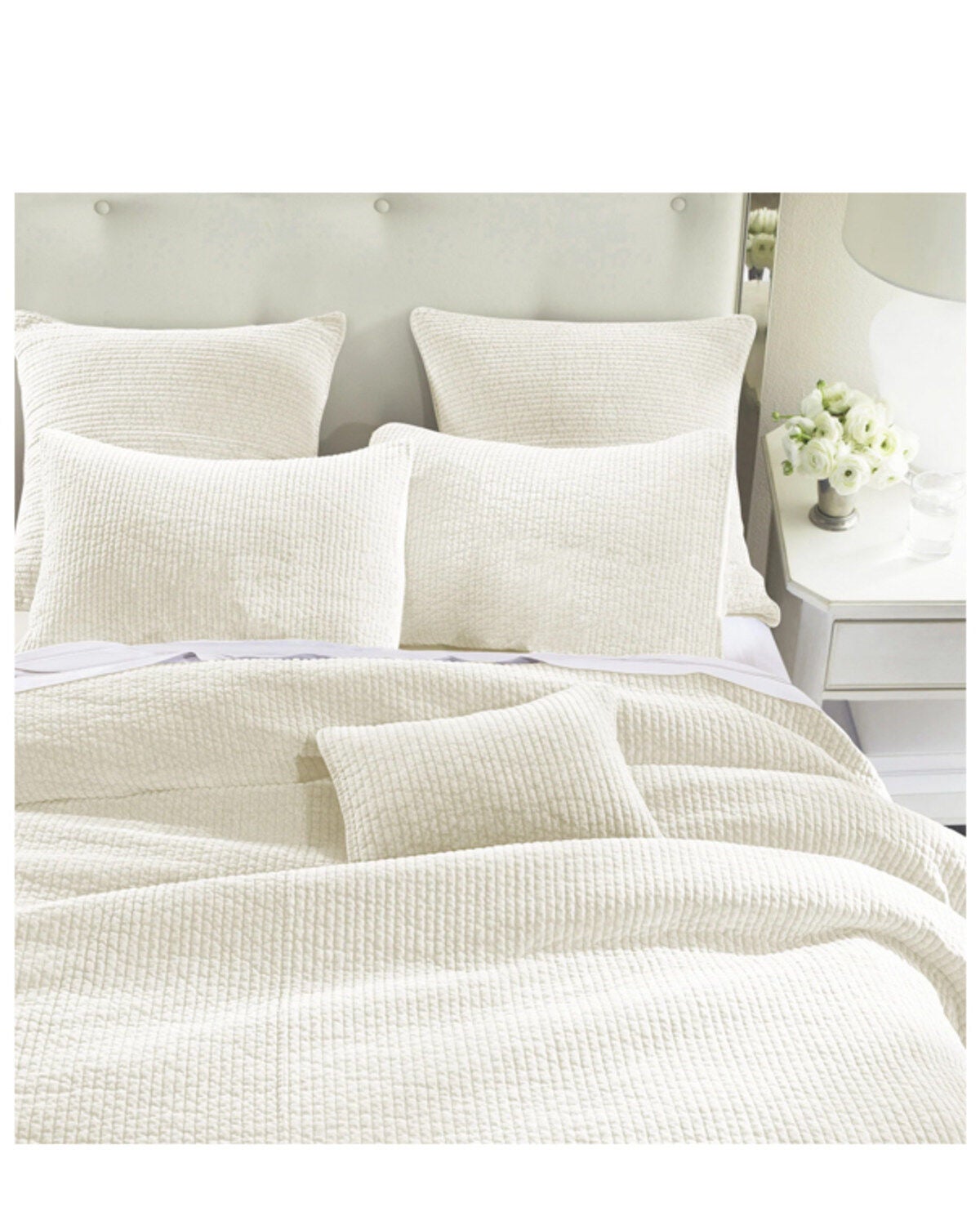 HiEnd Accents Vintage White Stonewashed Cotton & Velvet 3-Piece King Quilt Set, Off White, hi-res