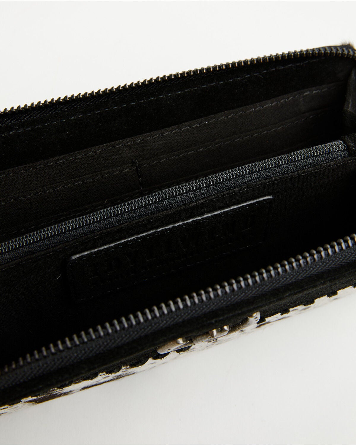 Image #3 - Idyllwind Women's Lyndale Double Horseshoe Hair-On Wallet, Black, hi-res