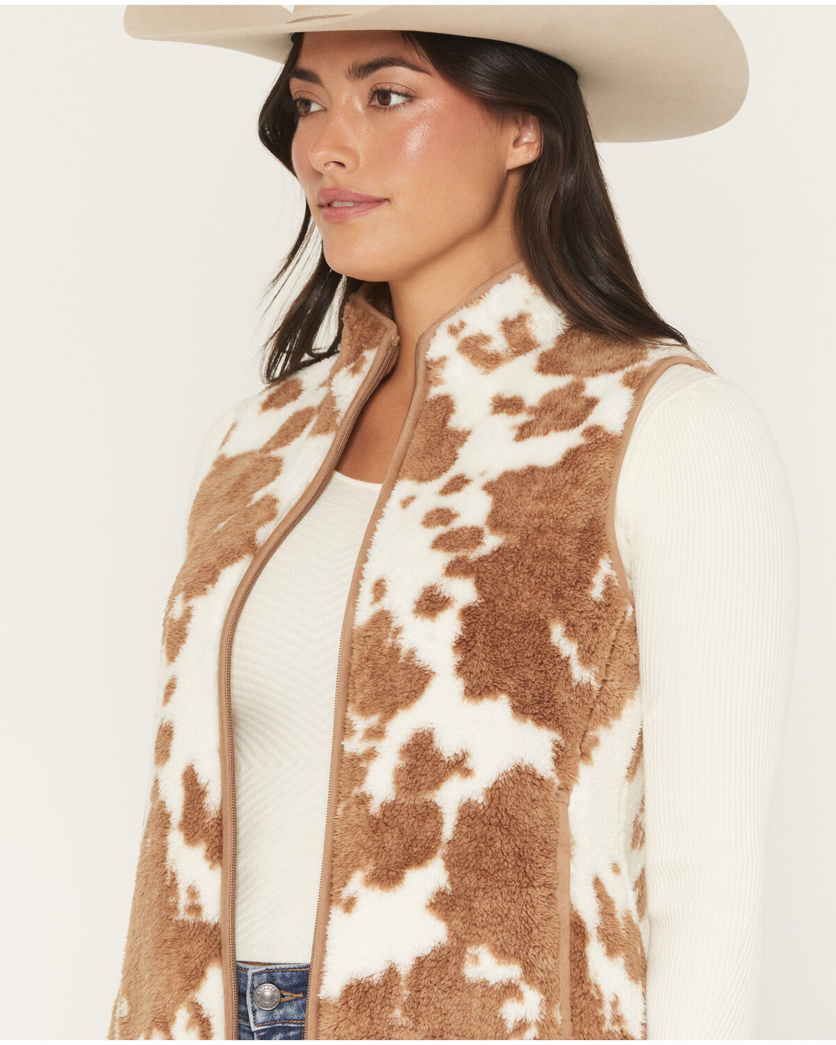 Image #2 - Shyanne Women's Jean Cow Print Sherpa Zip-Up Vest, Coffee, hi-res