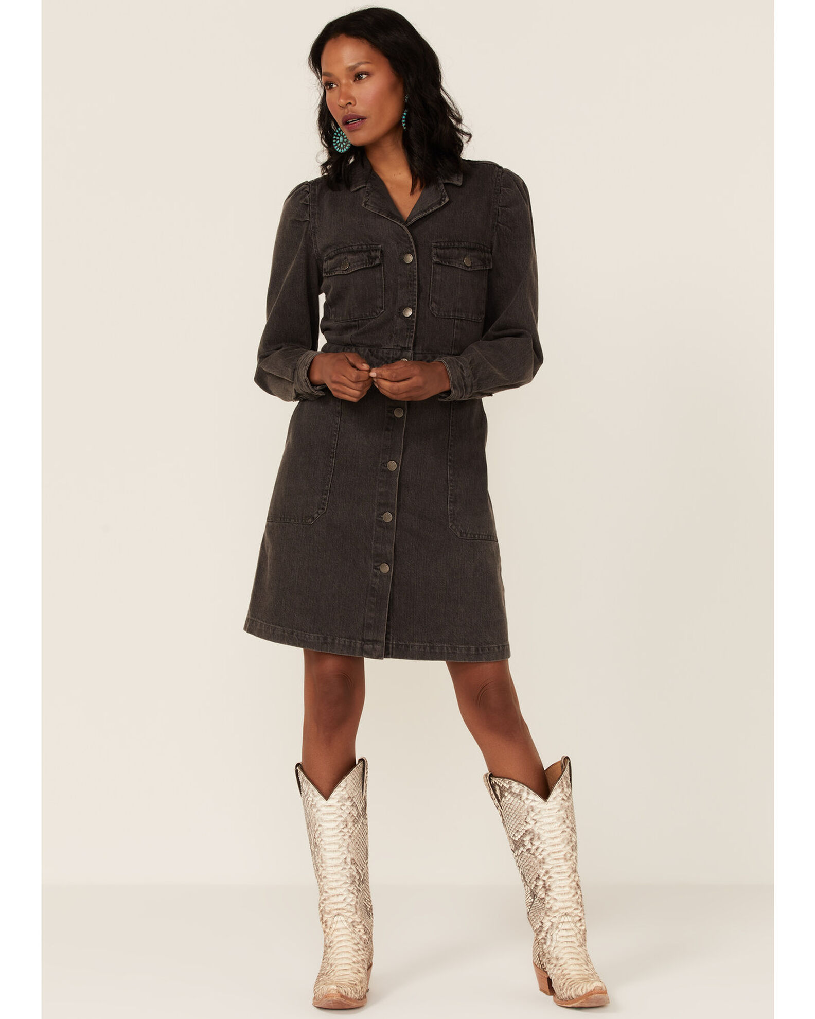 Velvet Heart Women s Buttoned Denim Dress Boot Barn