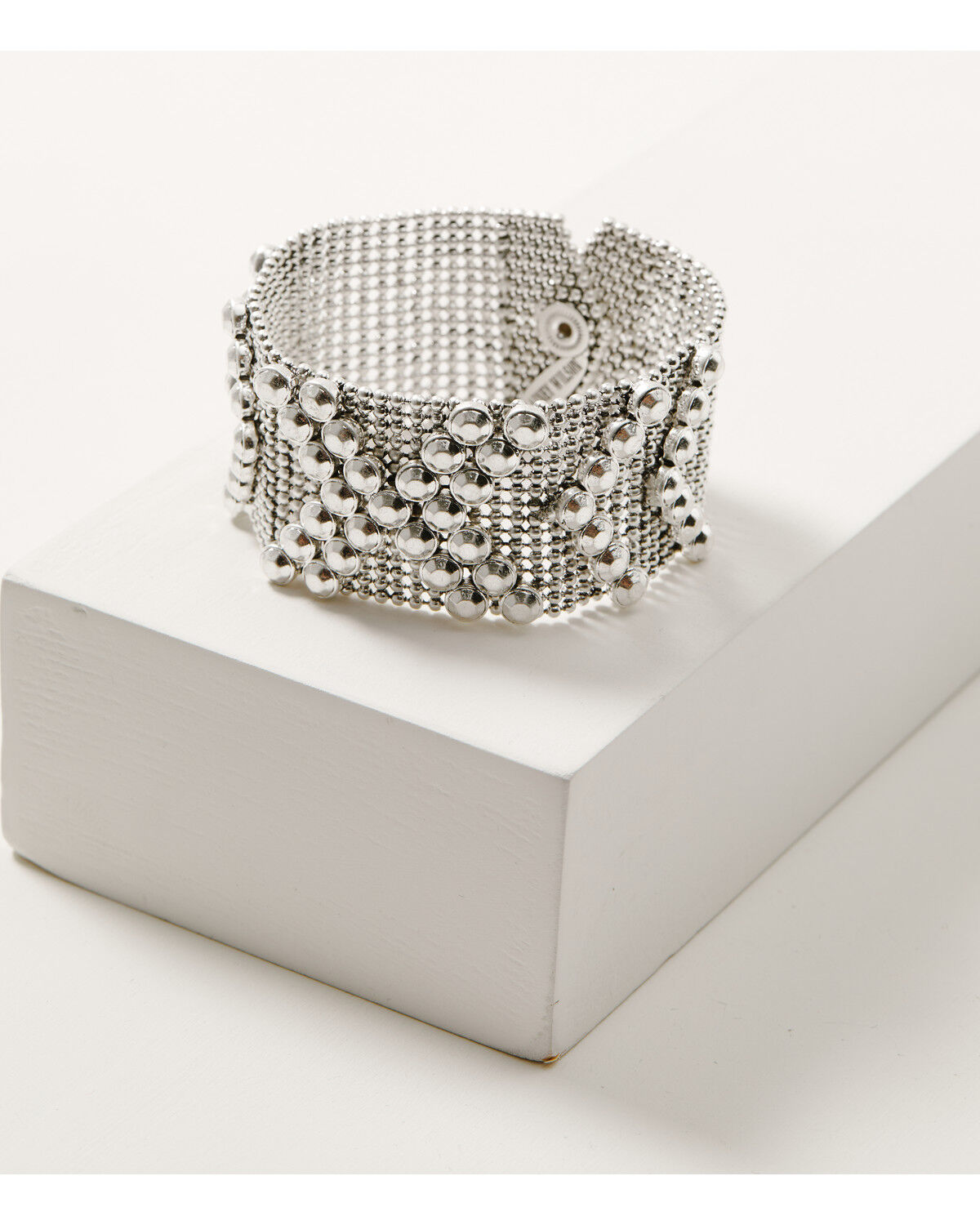 Image #1 - Lainey Wilson Women's Metal Meadows Beaded Snap Bracelet, Silver, hi-res