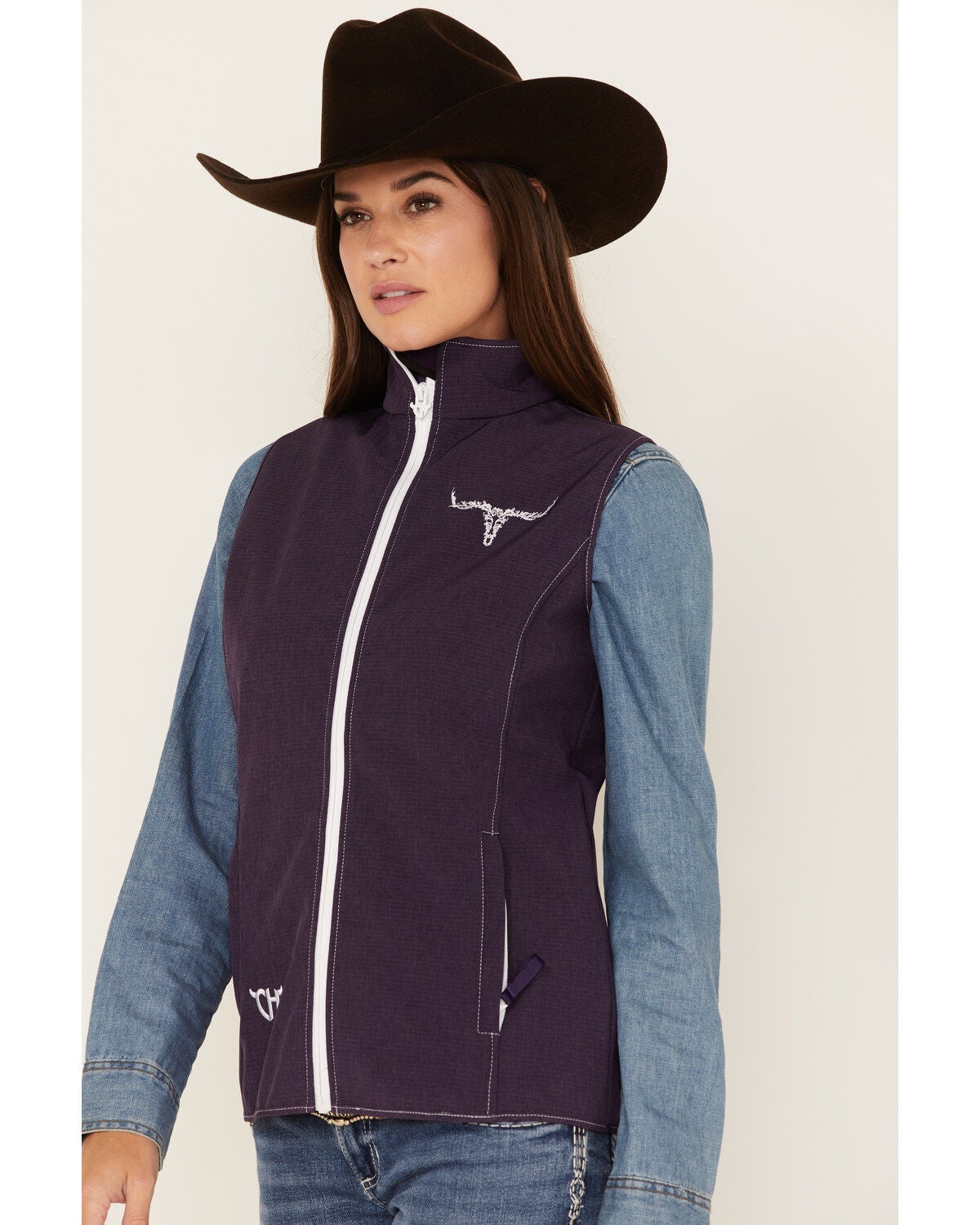 Image #2 - Cowgirl Hardware Women's Filigree Embroidered Emblem Softshell Vest, , hi-res