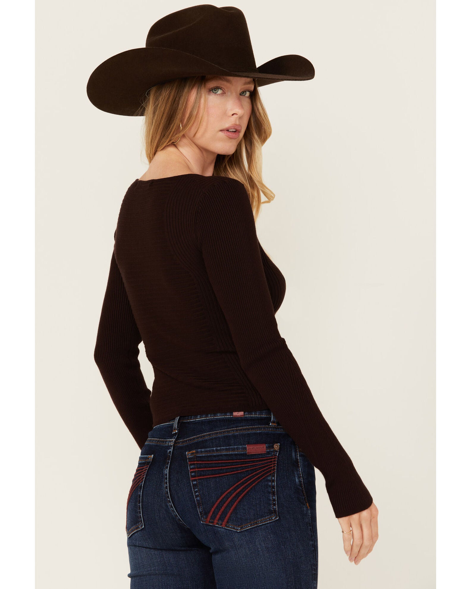 Shyanne Women's Ribbed Long Sleeve Sweater, Chocolate