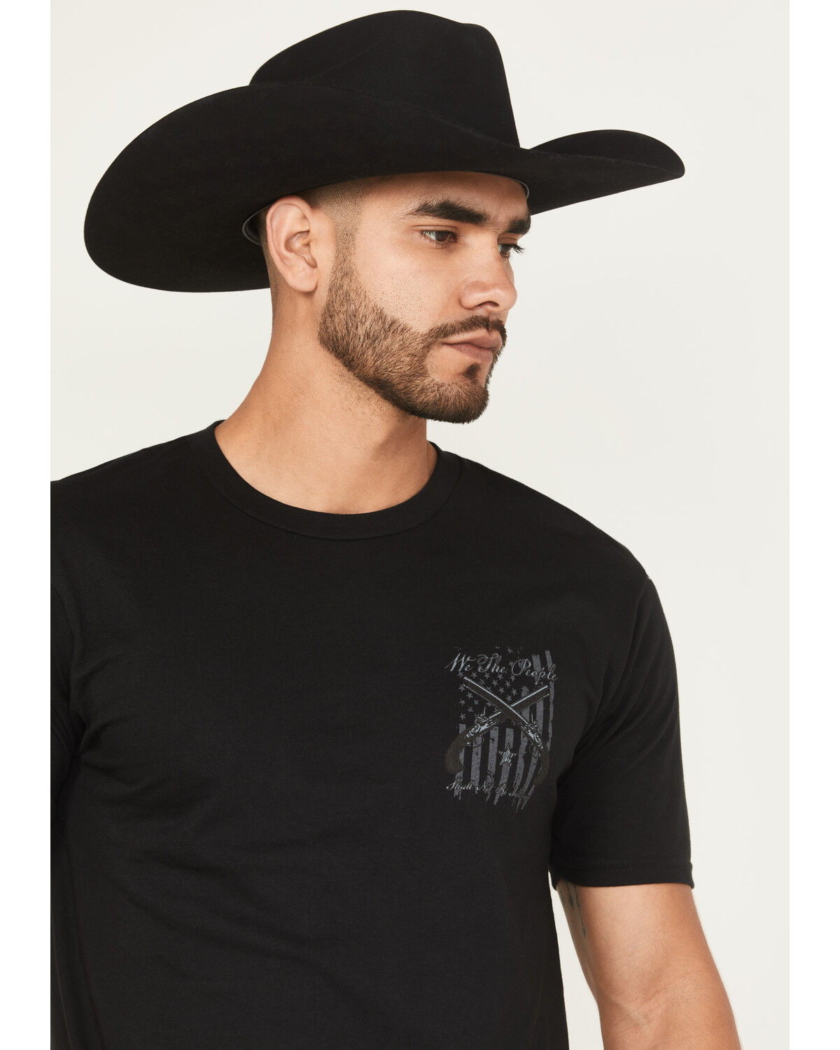 Product Name:  Howitzer Men's Musket Flag Short Sleeve Graphic T-Shirt
