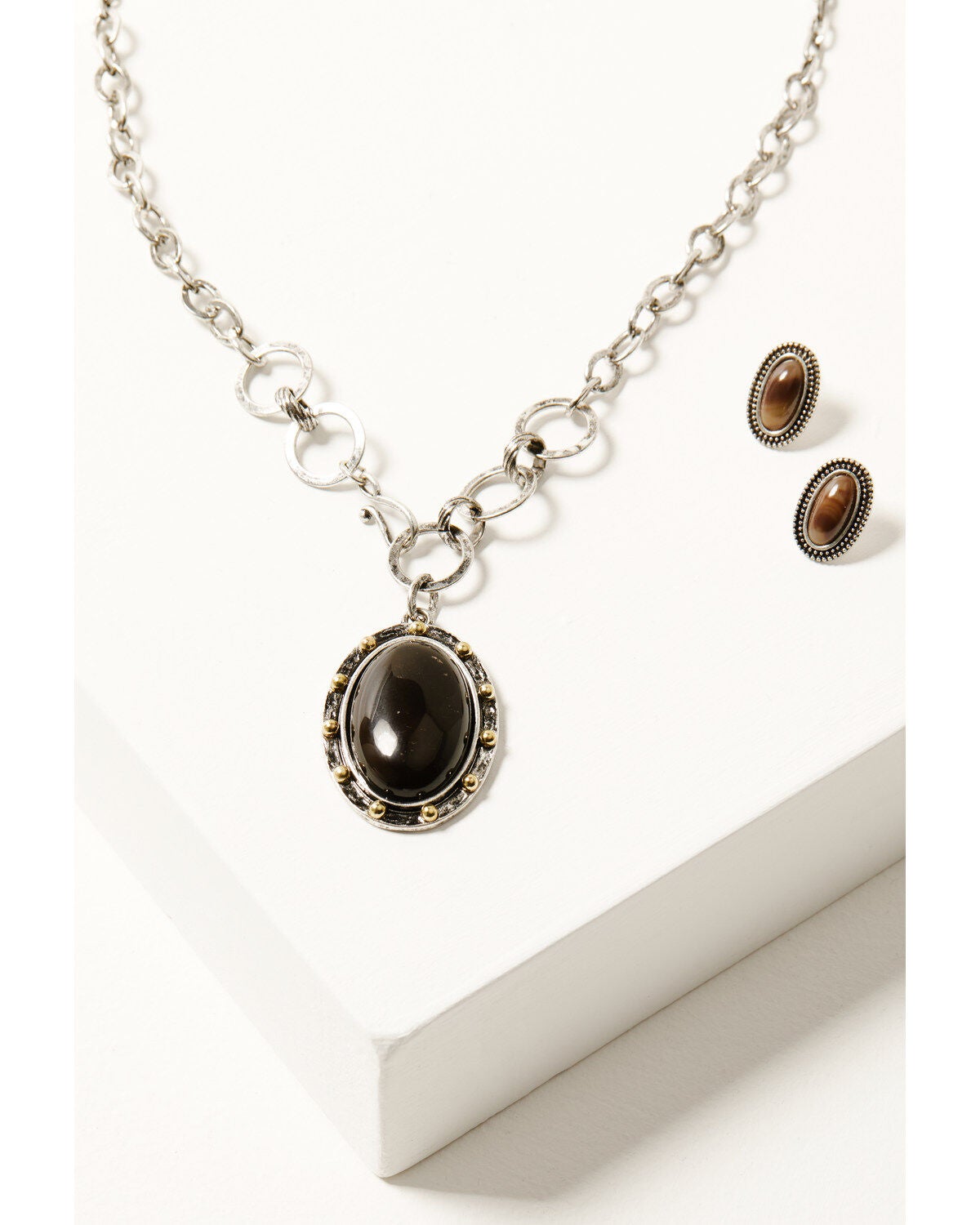 Shyanne Women's Heritage Valley Brown Agate Pendant Jewelry Set - 2 Piece, Silver, hi-res