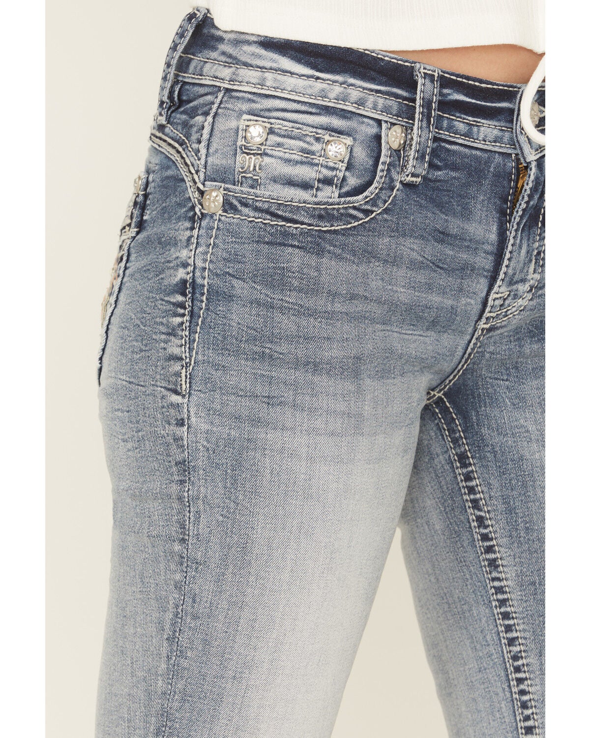 Image #4 - Miss Me Women's Light Wash Mid Rise Floral Embroidered 34" Bootcut Stretch Denim Jeans, Light Wash, hi-res