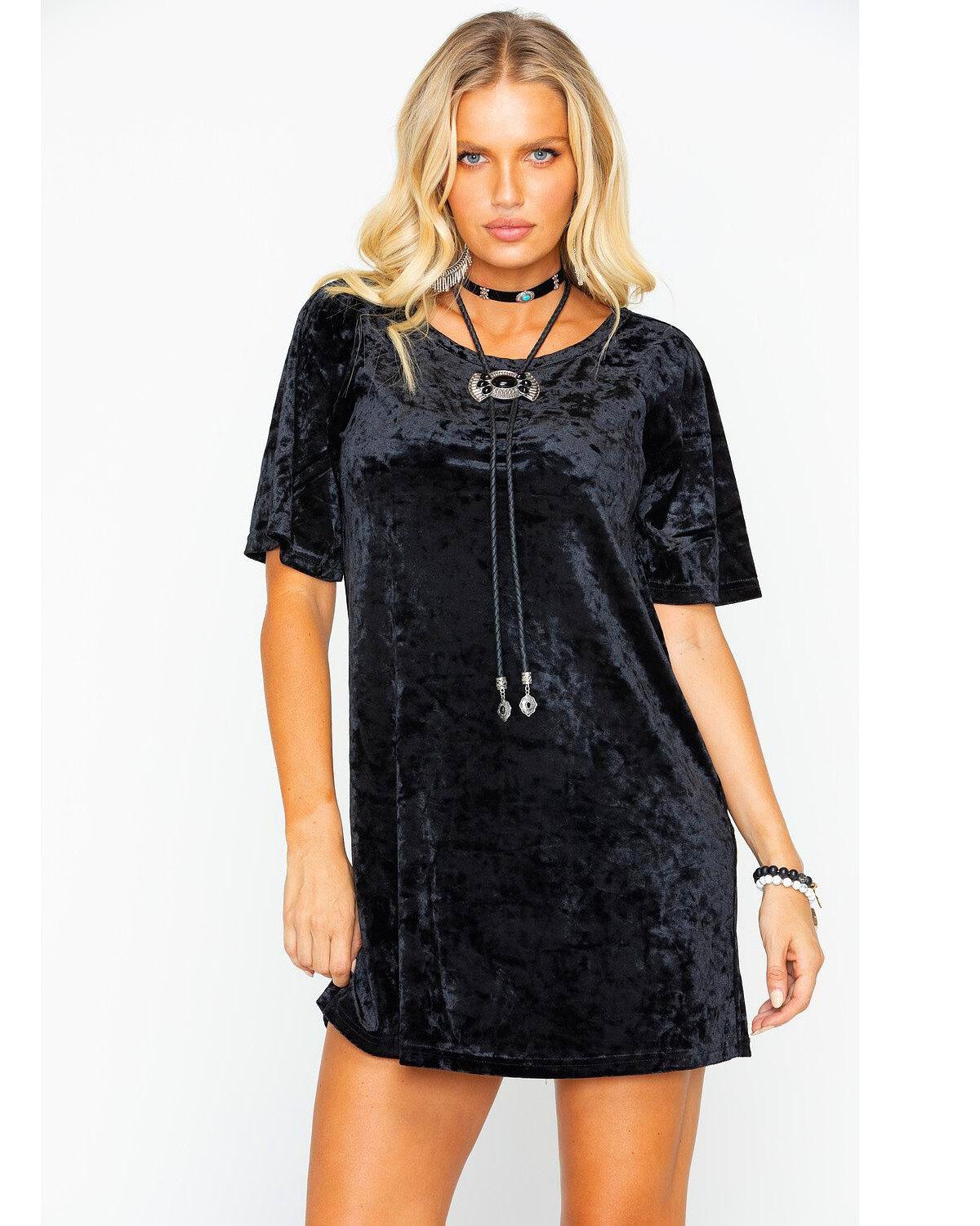 Black velvet t shirt dress clearance