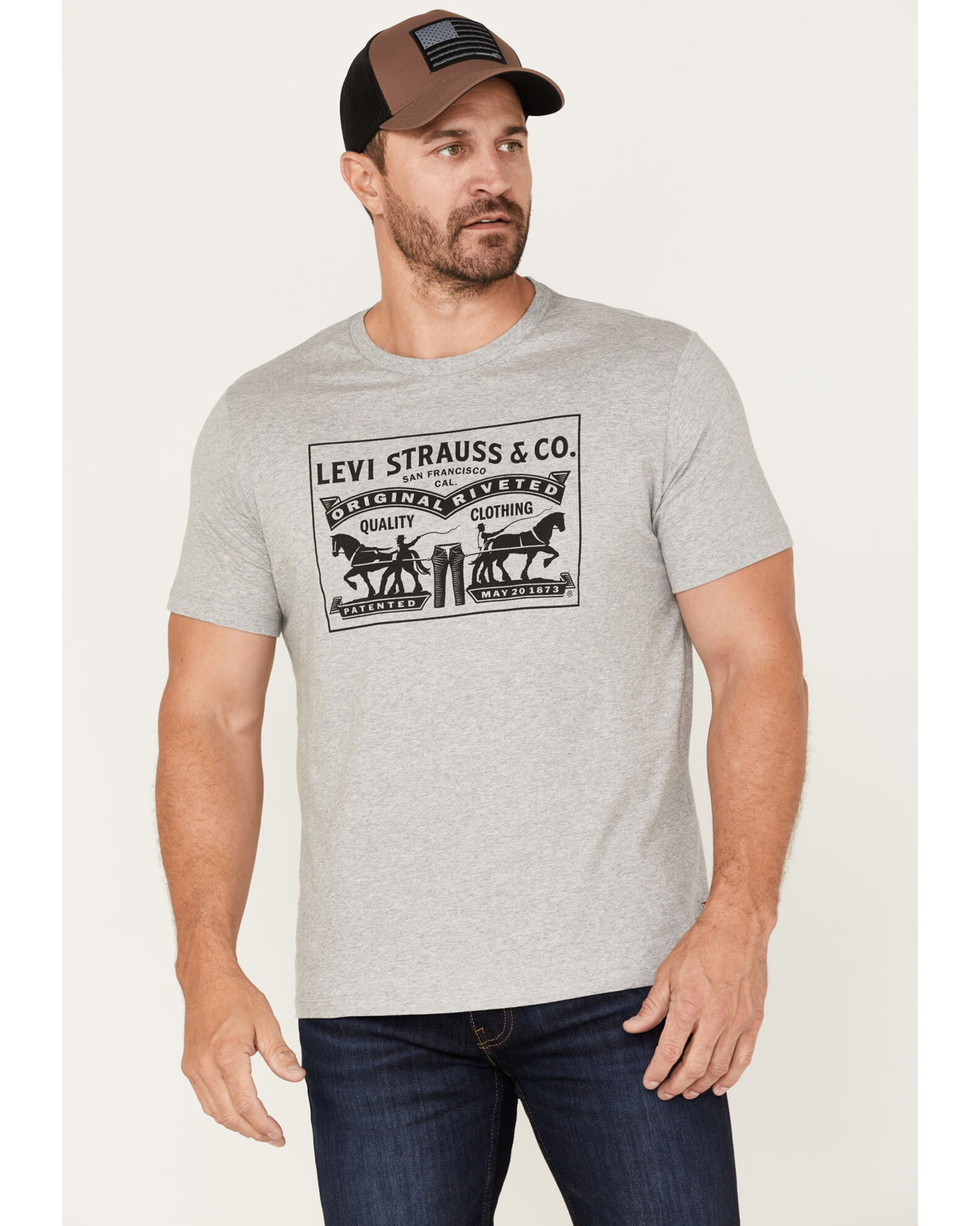 Aannames, aannames. Raad eens Embryo Brig Levi's Men's 2-Horse Logo Graphic T-Shirt | Boot Barn