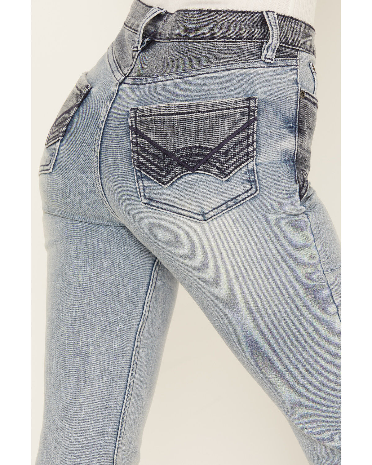 Product Name:  Idyllwind Women's Loma Light Wash Contrast Wash High Risin' Stretch Flare Jeans