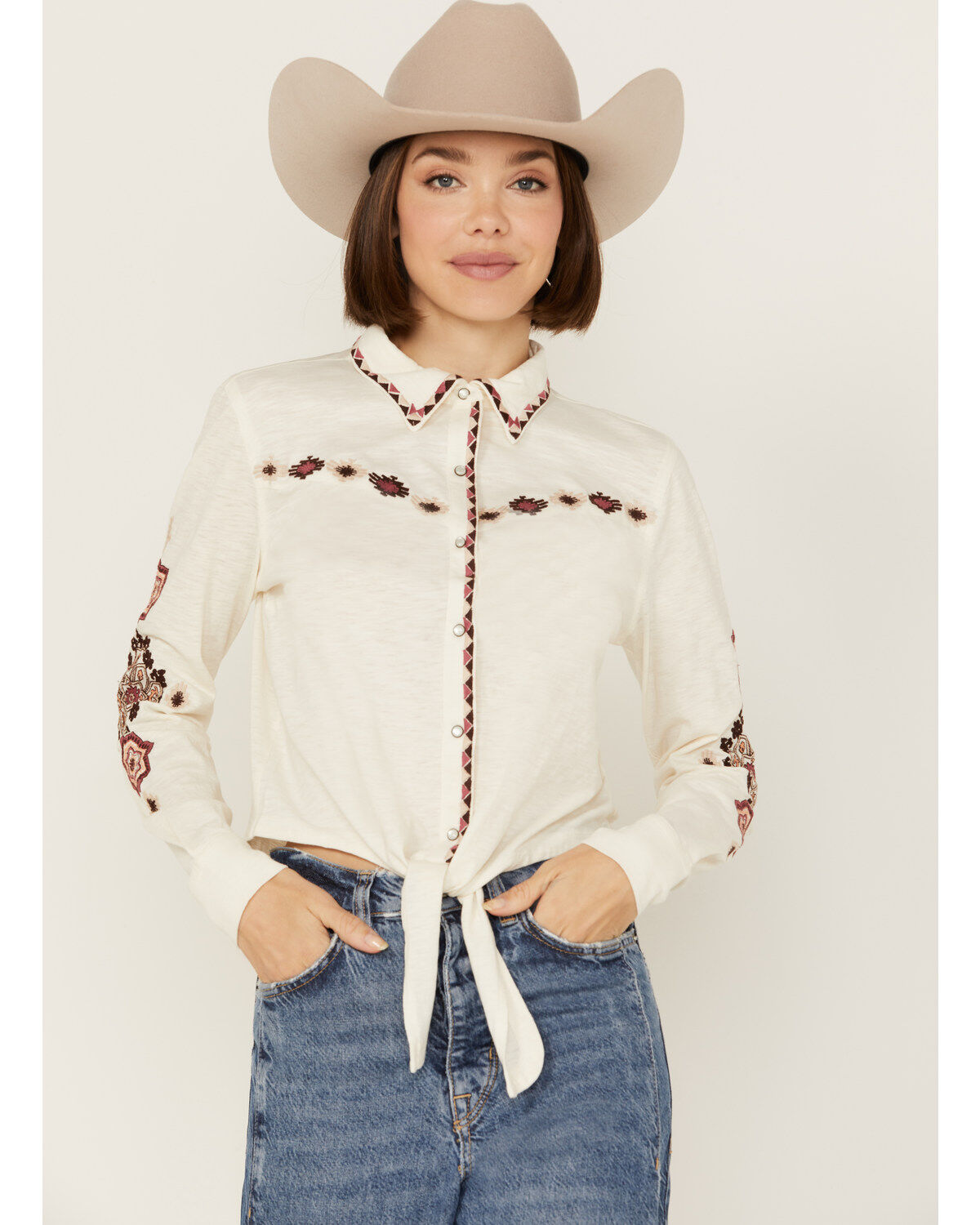 Women's Shyanne Tie-Front Embroidered Long Sleeve Snap Western Shirt