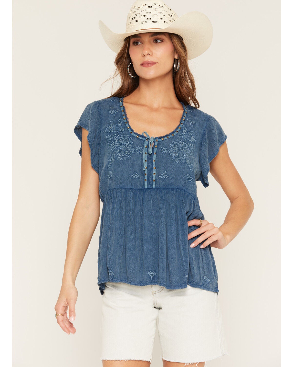 Women's Shyanne Embroidered Short Flutter Sleeve Shirt