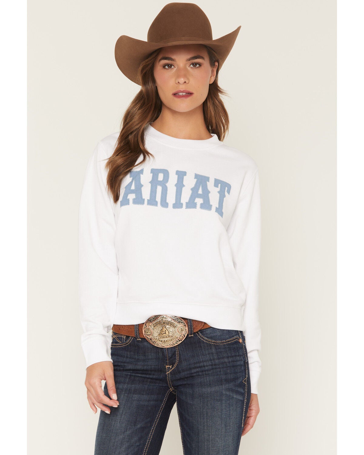 Ariat Women’s Logo Crew Neck Sweatshirt in White – Long Sleeve Pullover Fleece, Size XXL, Boot Barn Exclusive
