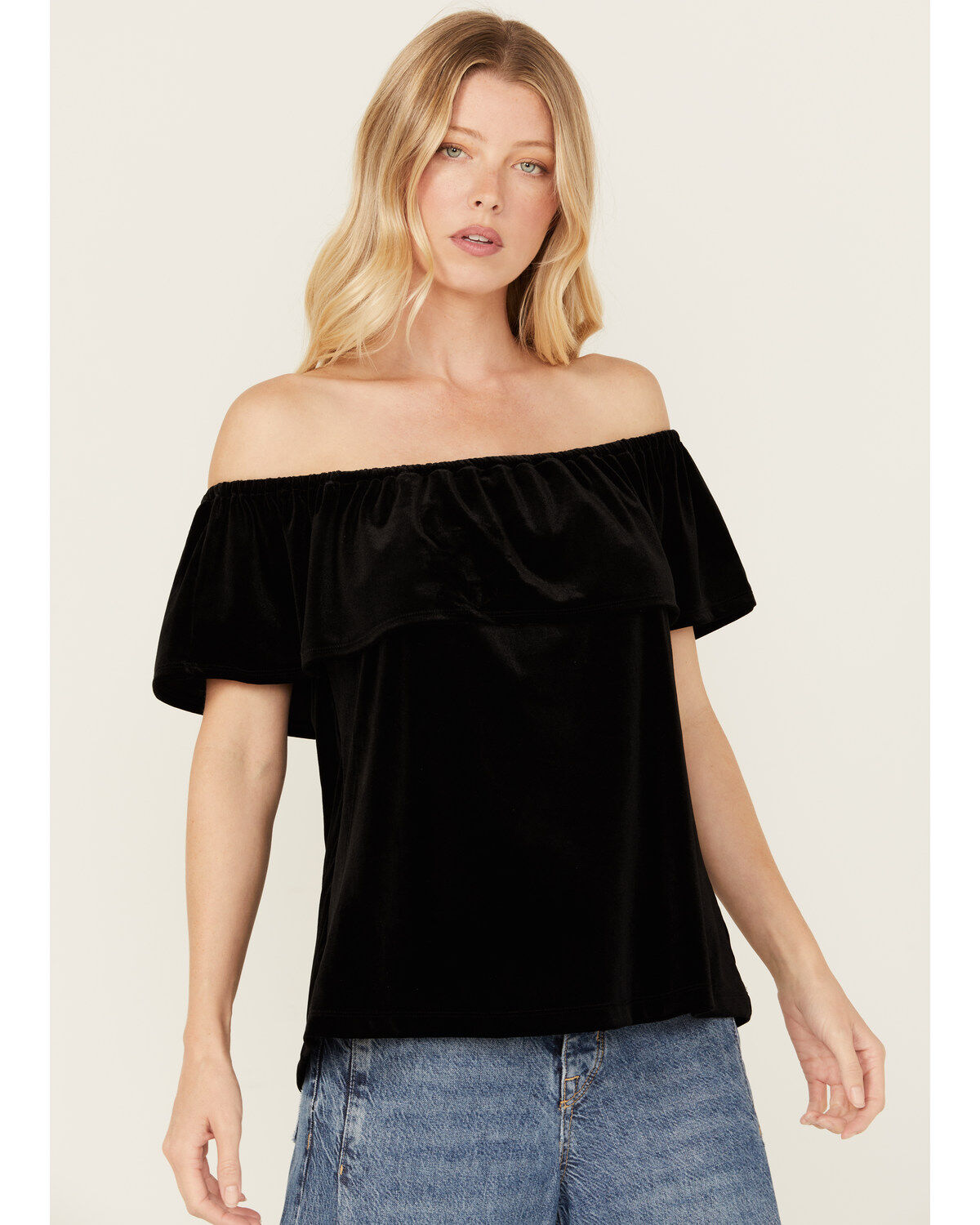 Women's Panhandle Off The Shoulder Short Sleeve Velvet Top