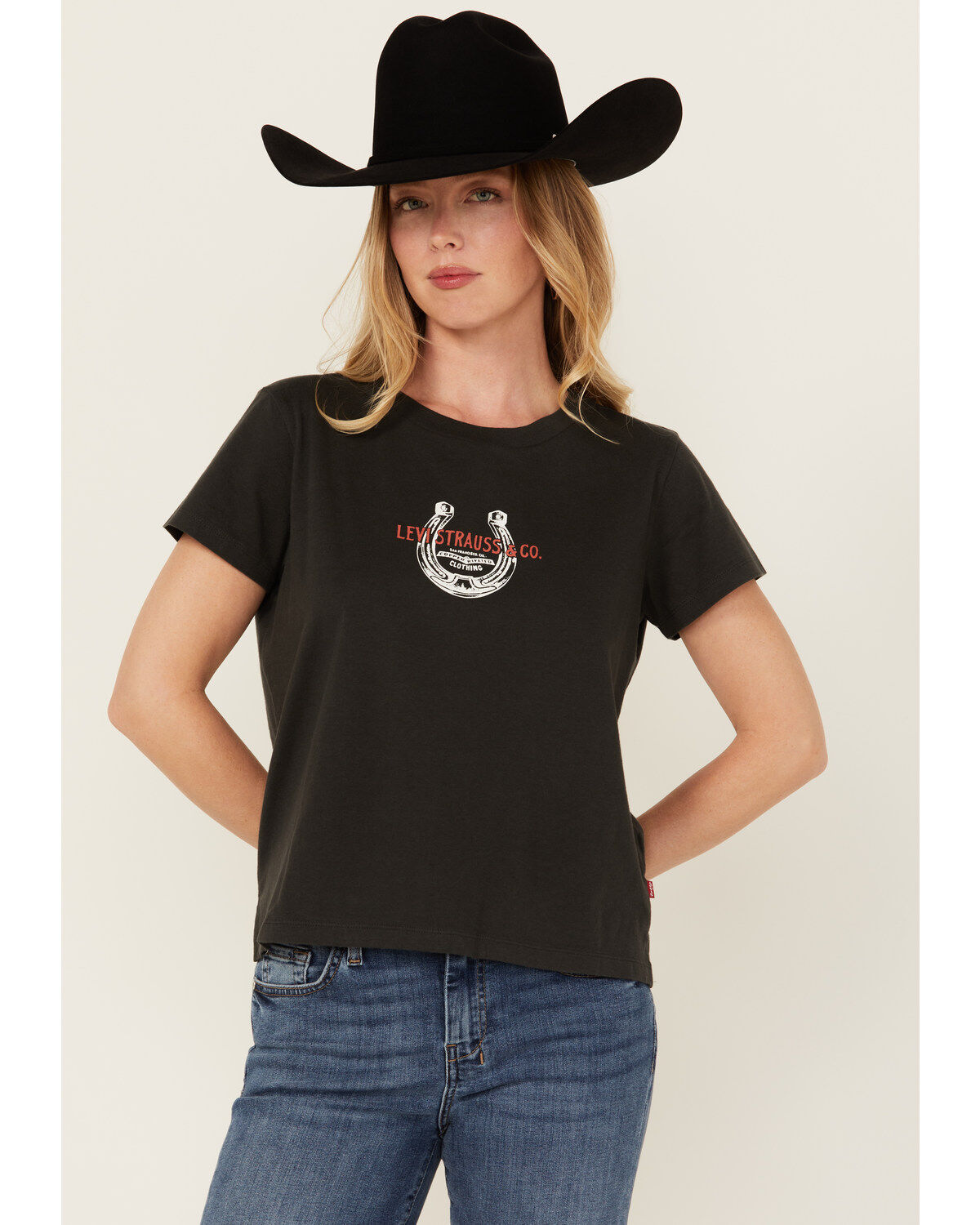 Women's Levi's Logo Horseshoe Short Sleeve Graphic Tee