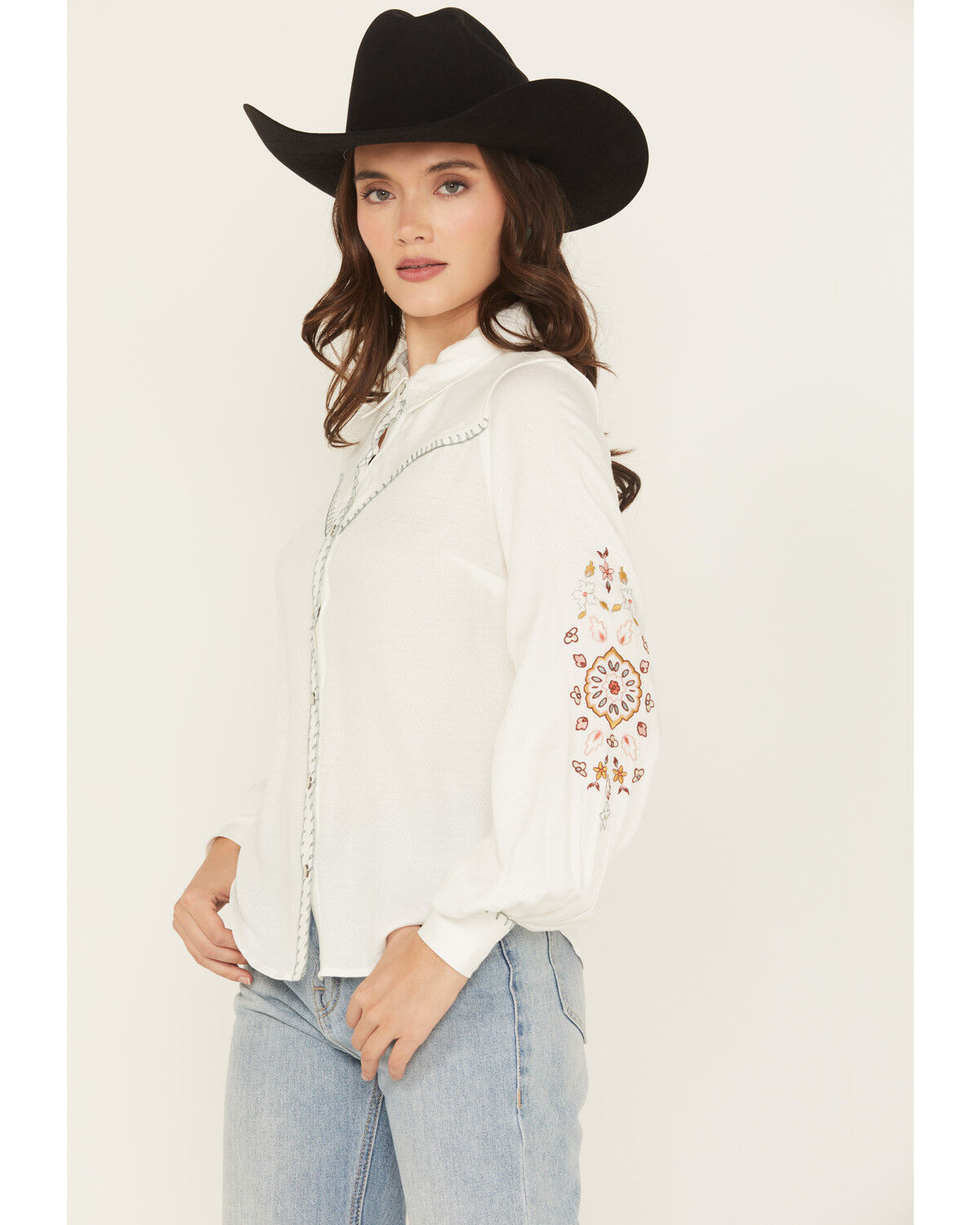 Women's Shyanne Embroidered Long Sleeve Snap Western Shirt
