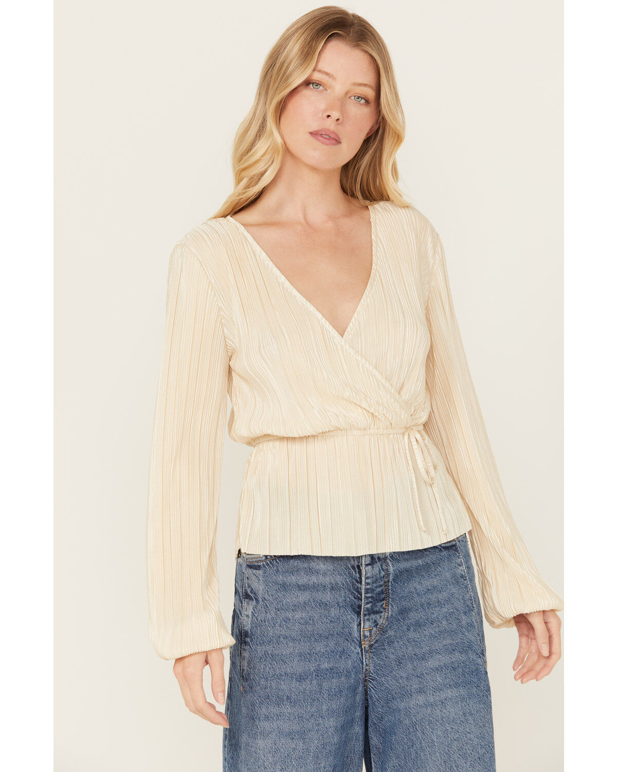Women's Luna Chix Boot Barn Exclusive Peplum Long Sleeve Top