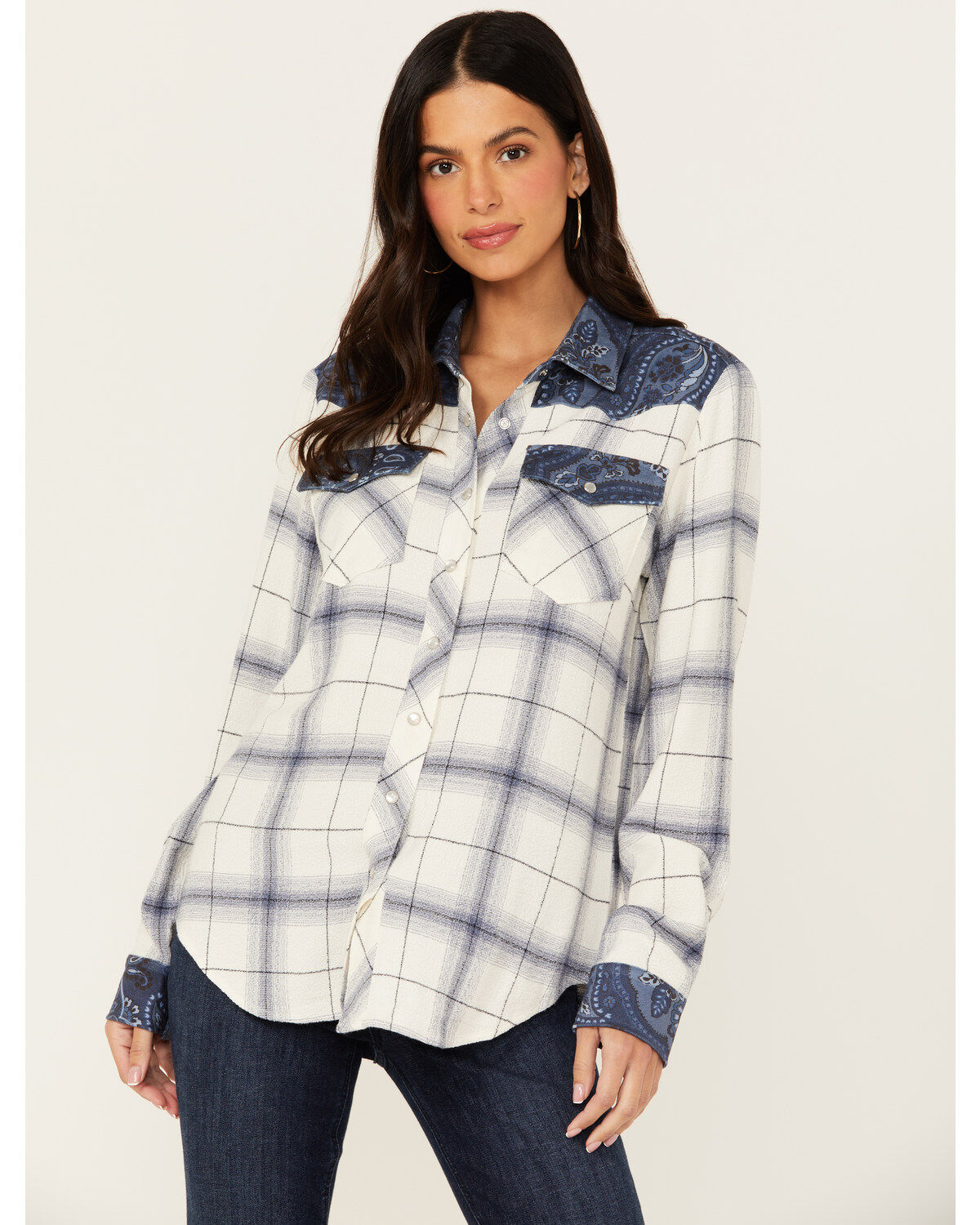 Women's Idyllwind Ethel Featherlight Plaid Print Long Sleeve Pearl Sna