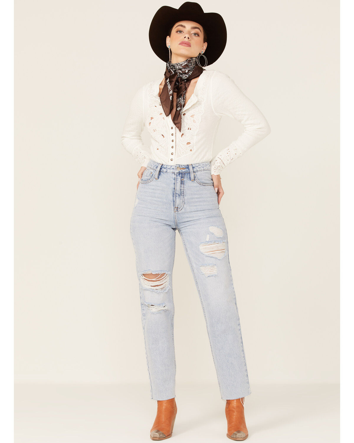 Women's Vigoss Distressed Tapered-Ankle Baggy High Rise Jeans