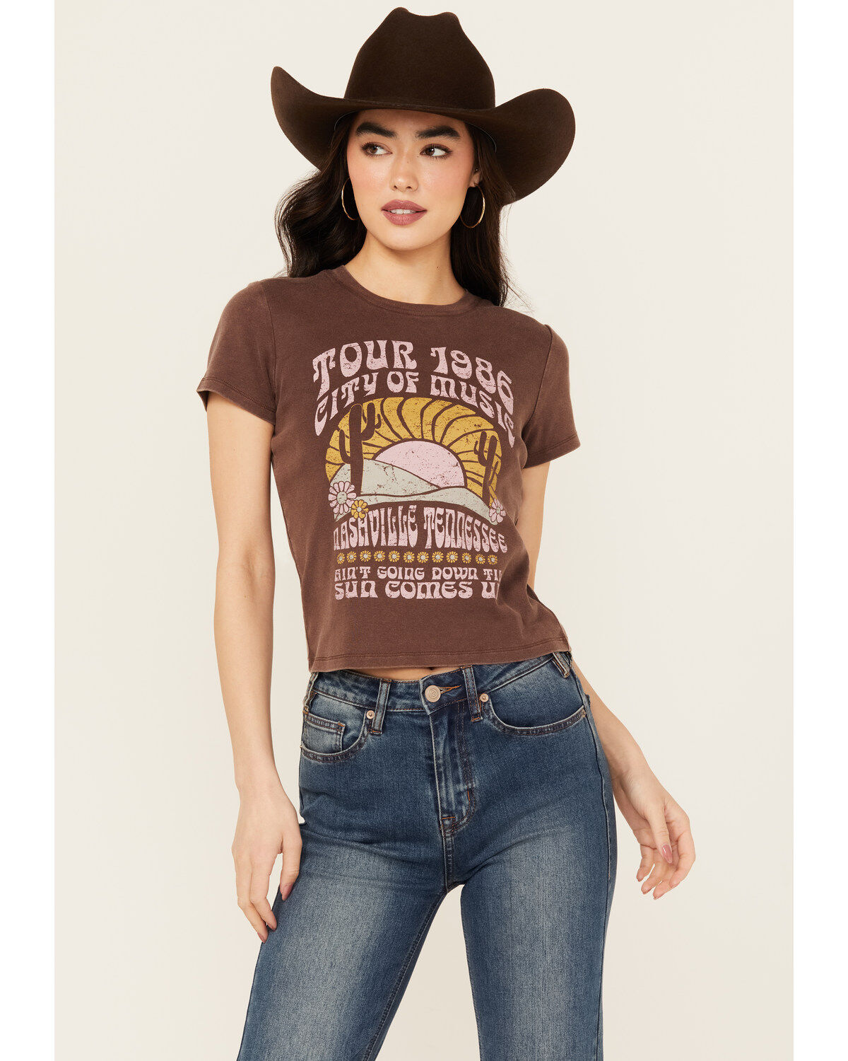 Women's Cleo + Wolf Auggie Short Sleeve Boxy Graphic Tee