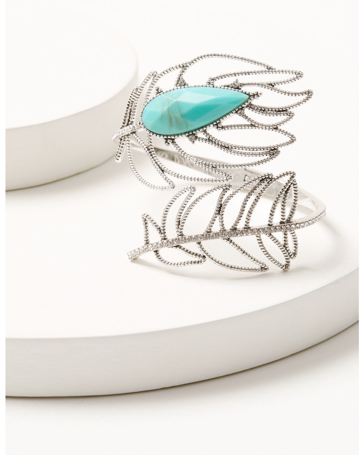 Women's Lainey Wilson Pavé Stone Feather Cuff