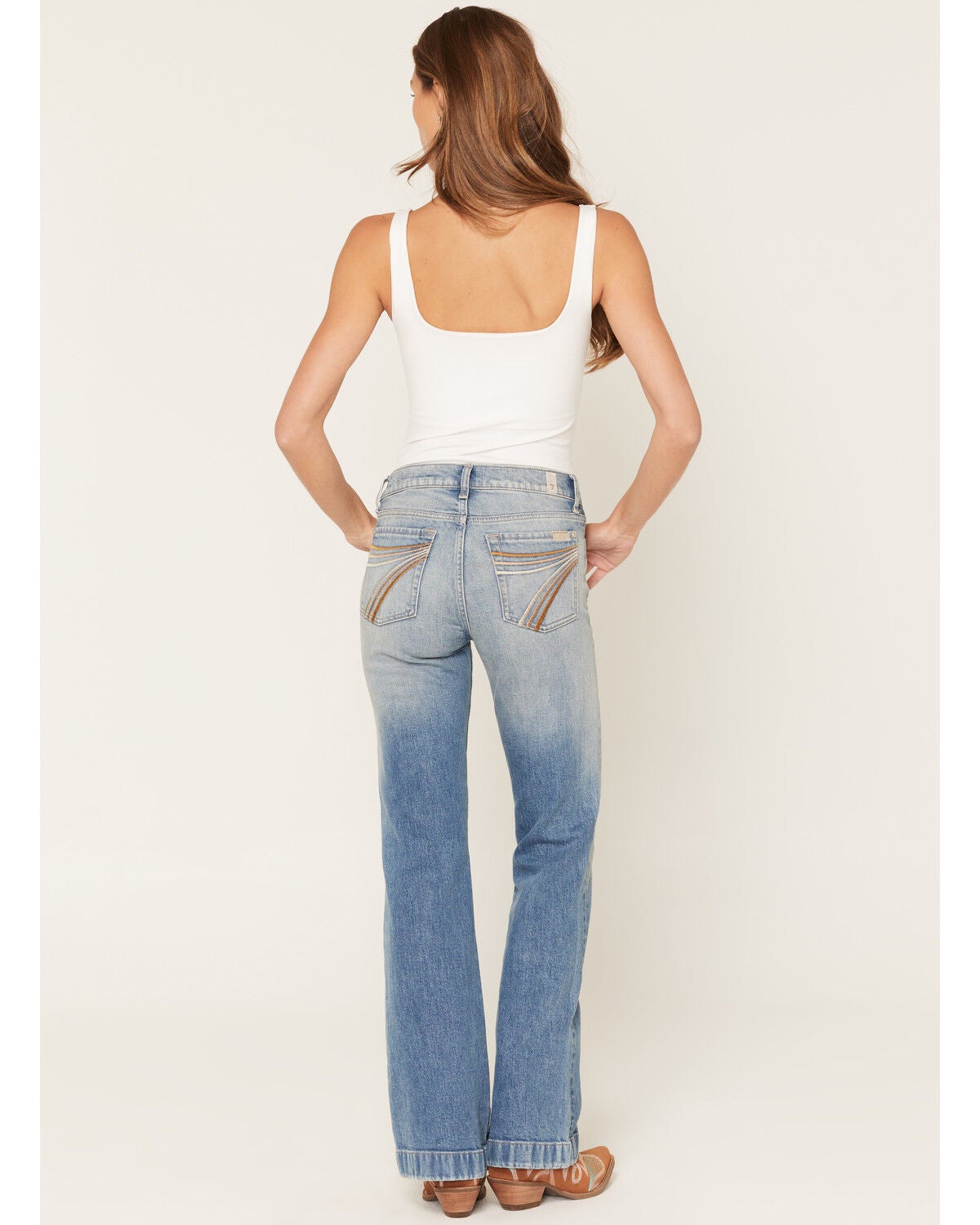 Women's 7 For All Mankind Light Wash Tailorless Bootcut Stretch Denim