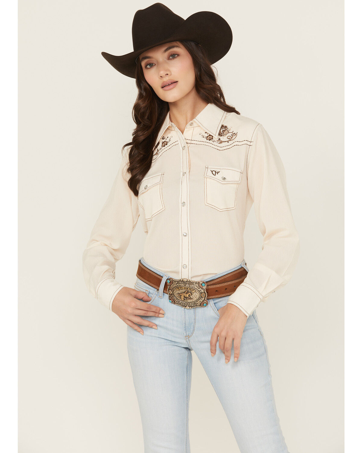 Women's Cowgirl Hardware Floral Embroidered Long Sleeve Snap Western S