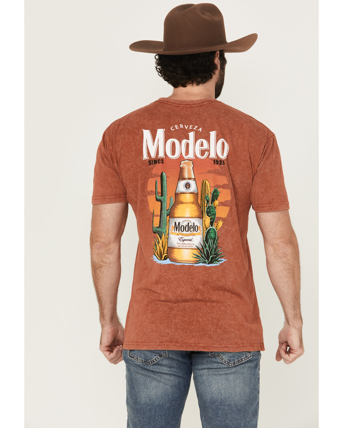 Men's Modelo Desert Sunset Short Sleeve Graphic T-Shirt