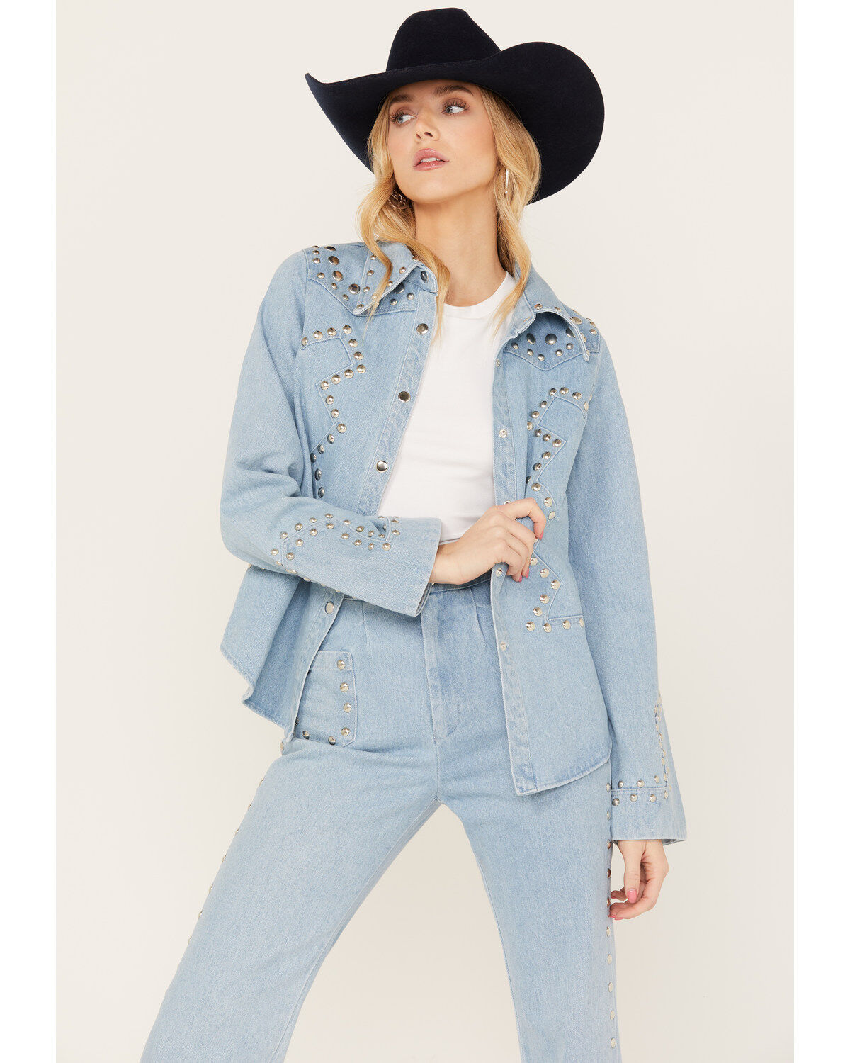 Women's Understated Leather Bluegrass Studded Denim Western Jacket