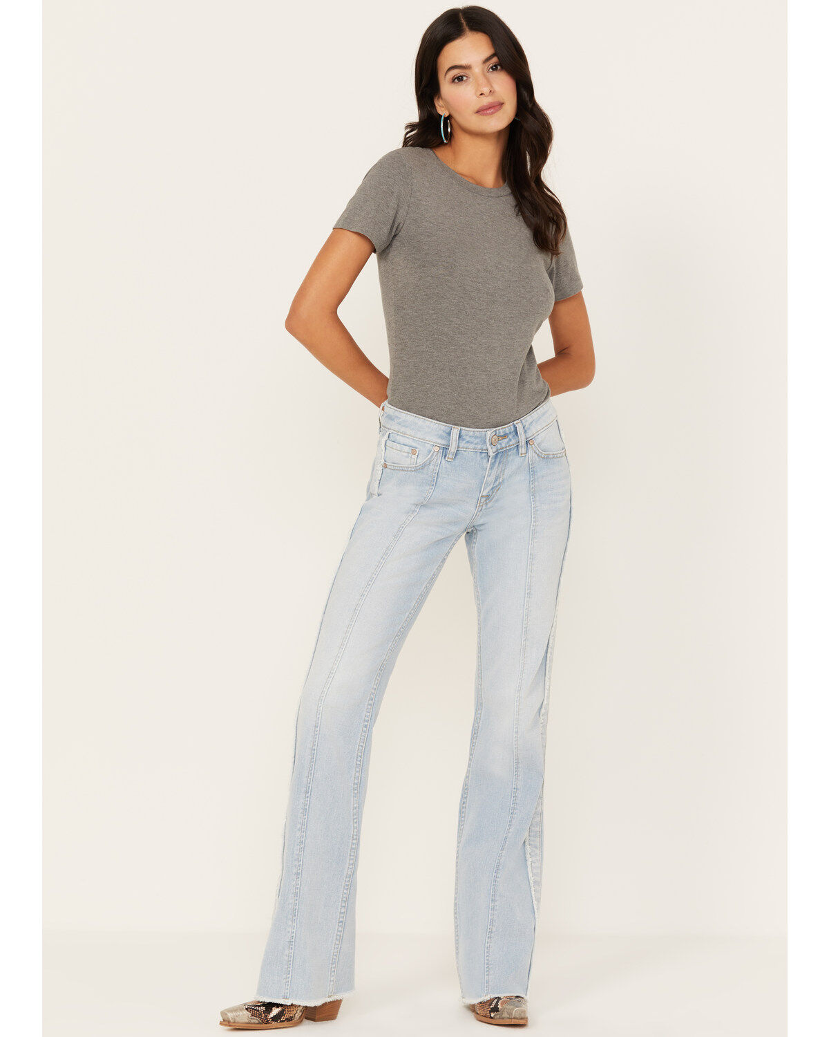 Women's Shyanne Light Wash Low Rise Seamed Bootcut Jeans