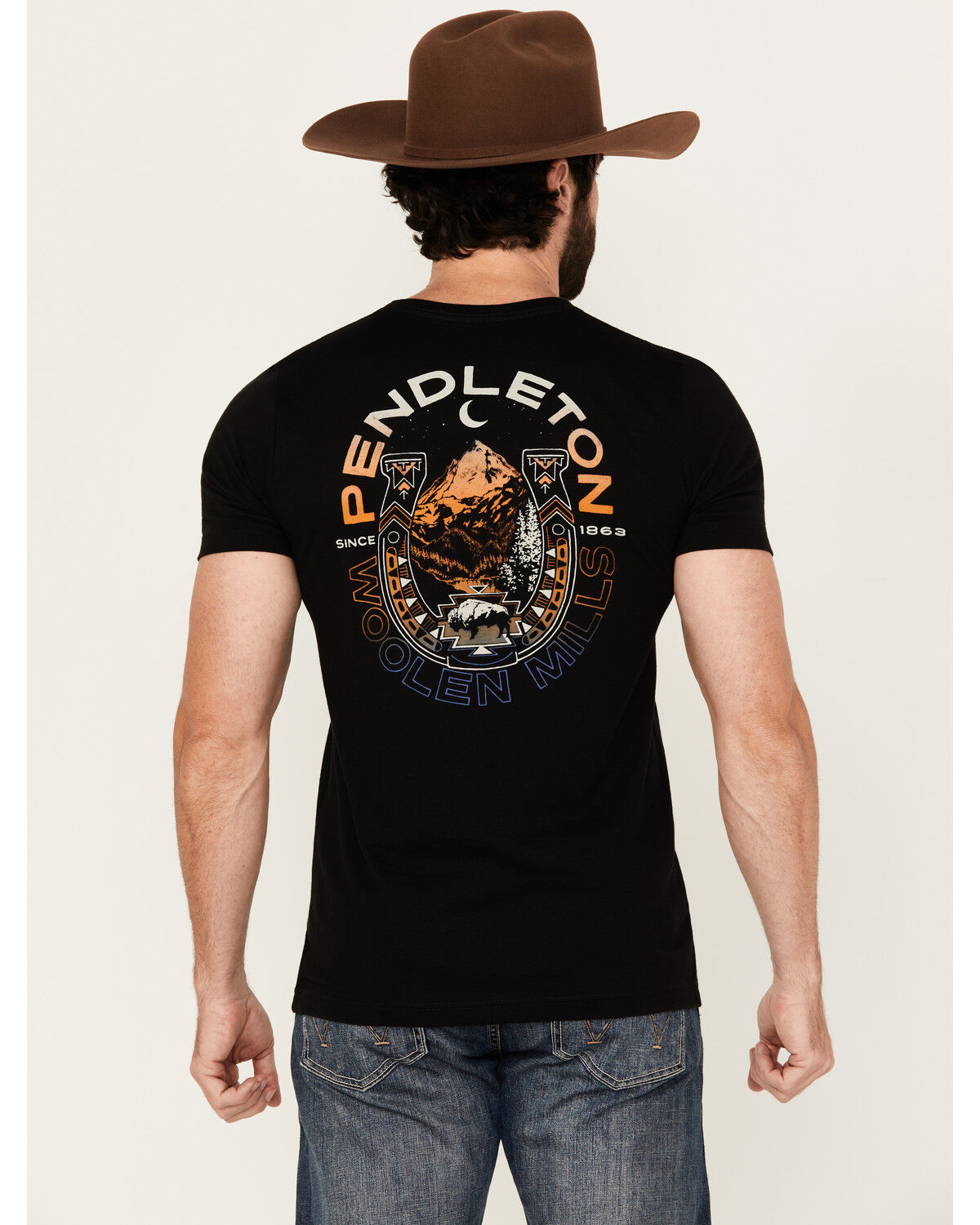 Men's Pendleton Horseshoe Scenic Logo Short Sleeve Graphic T-Shirt