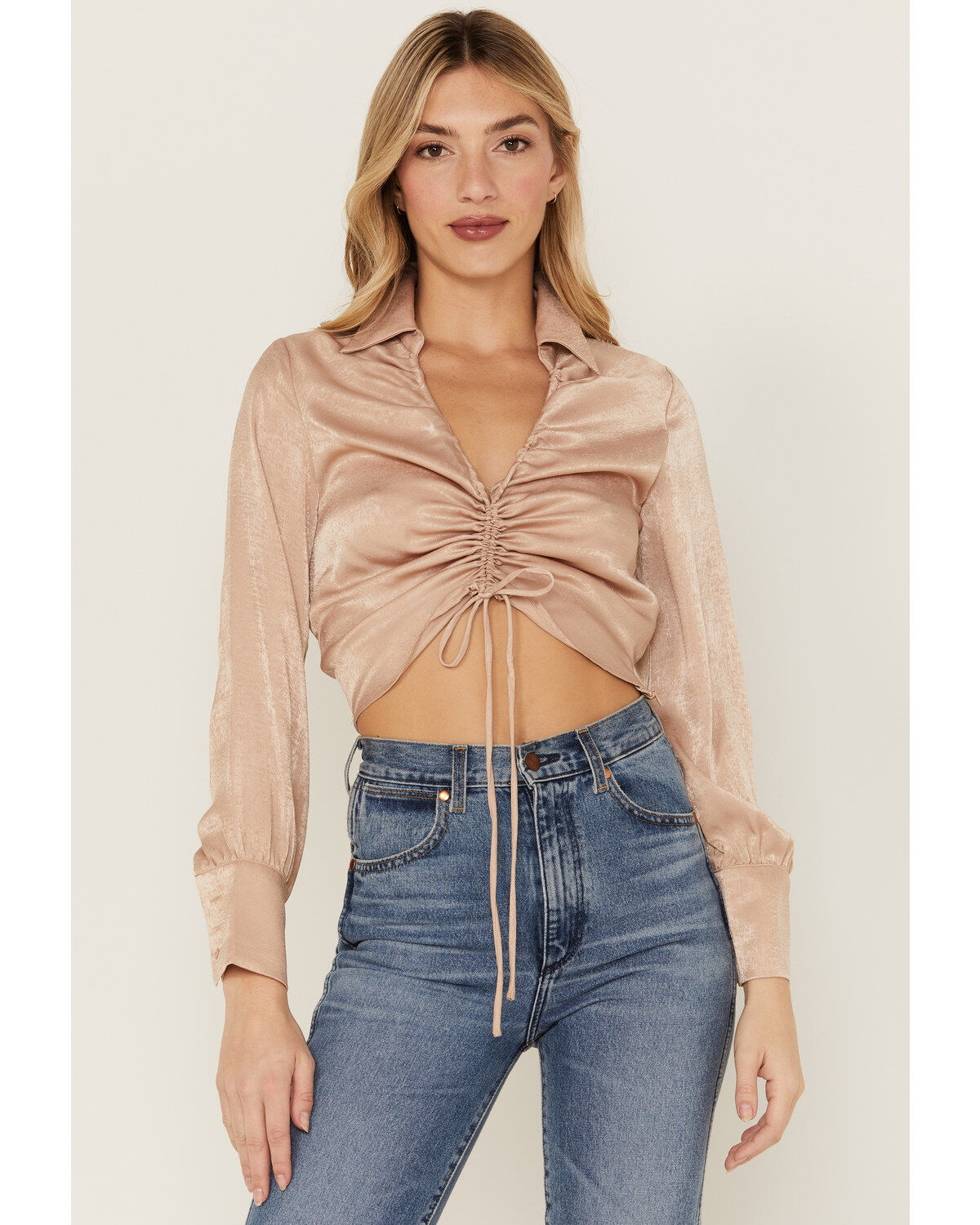 Women's Cinch Lush Satin Front Blouse
