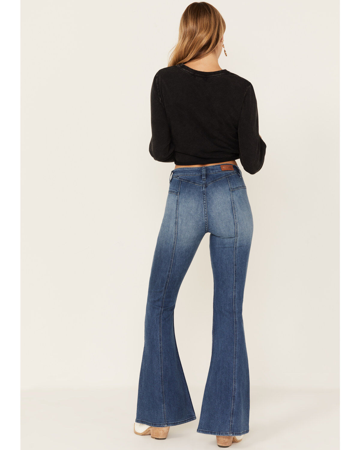 Women's Shyanne Medium Wash High Rise Eden Stretch Flare Jeans